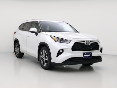 2022 Toyota Highlander XLE -
                Westborough, MA