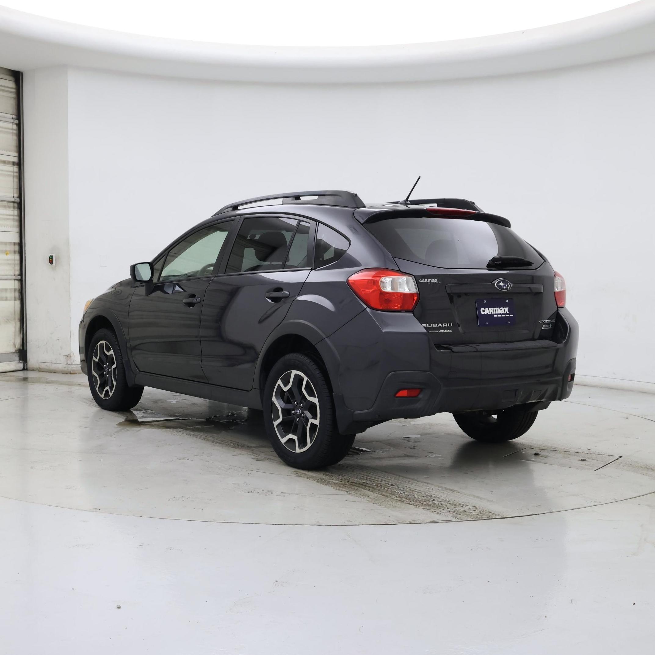 Thumbnail: 2017 Subaru Crosstrek - 2