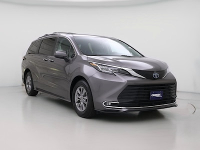 2022 Toyota Sienna XLE -
                  Westborough, MA