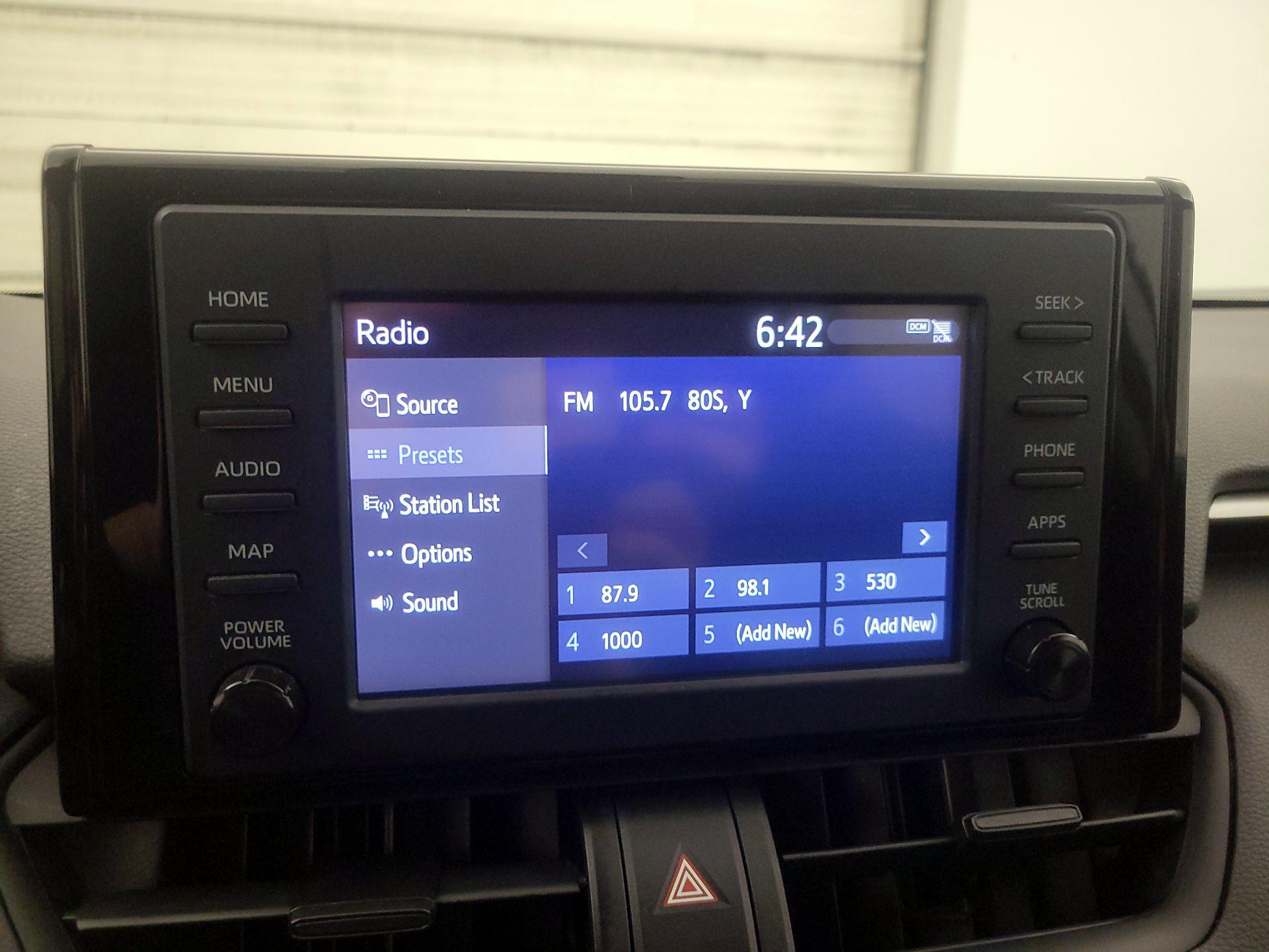 Thumbnail: 2019 Toyota RAV4 - 15
