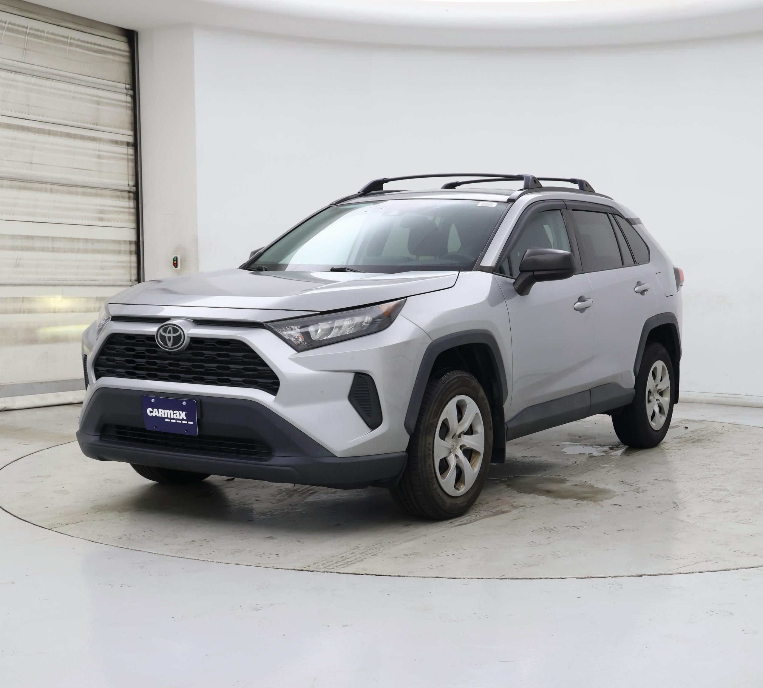 Thumbnail: 2019 Toyota RAV4 - 4