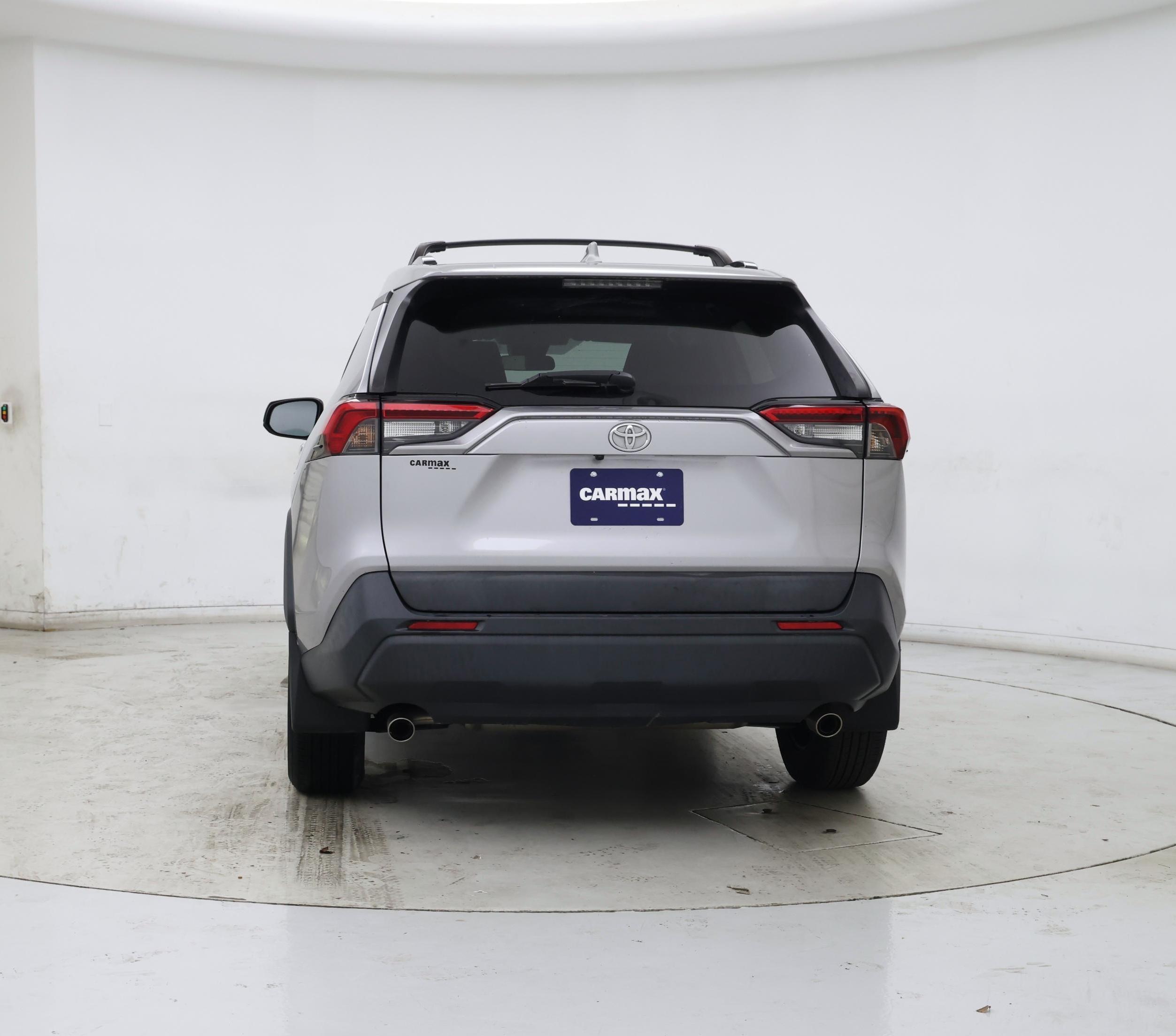 Thumbnail: 2019 Toyota RAV4 - 6