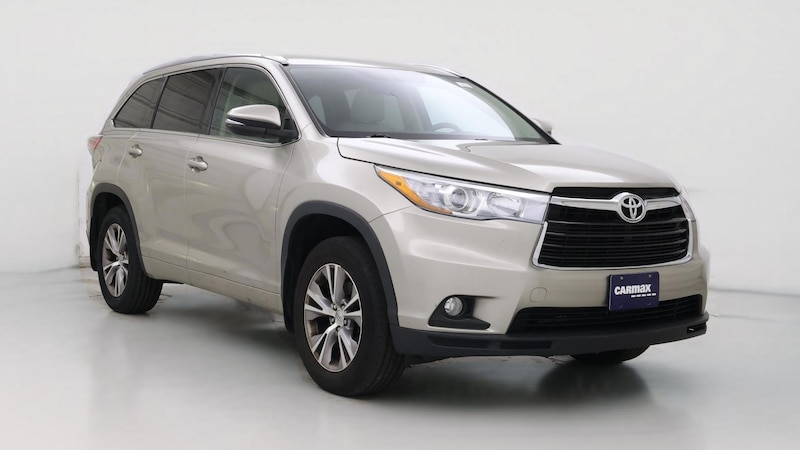 2015 Toyota Highlander XLE Hero Image