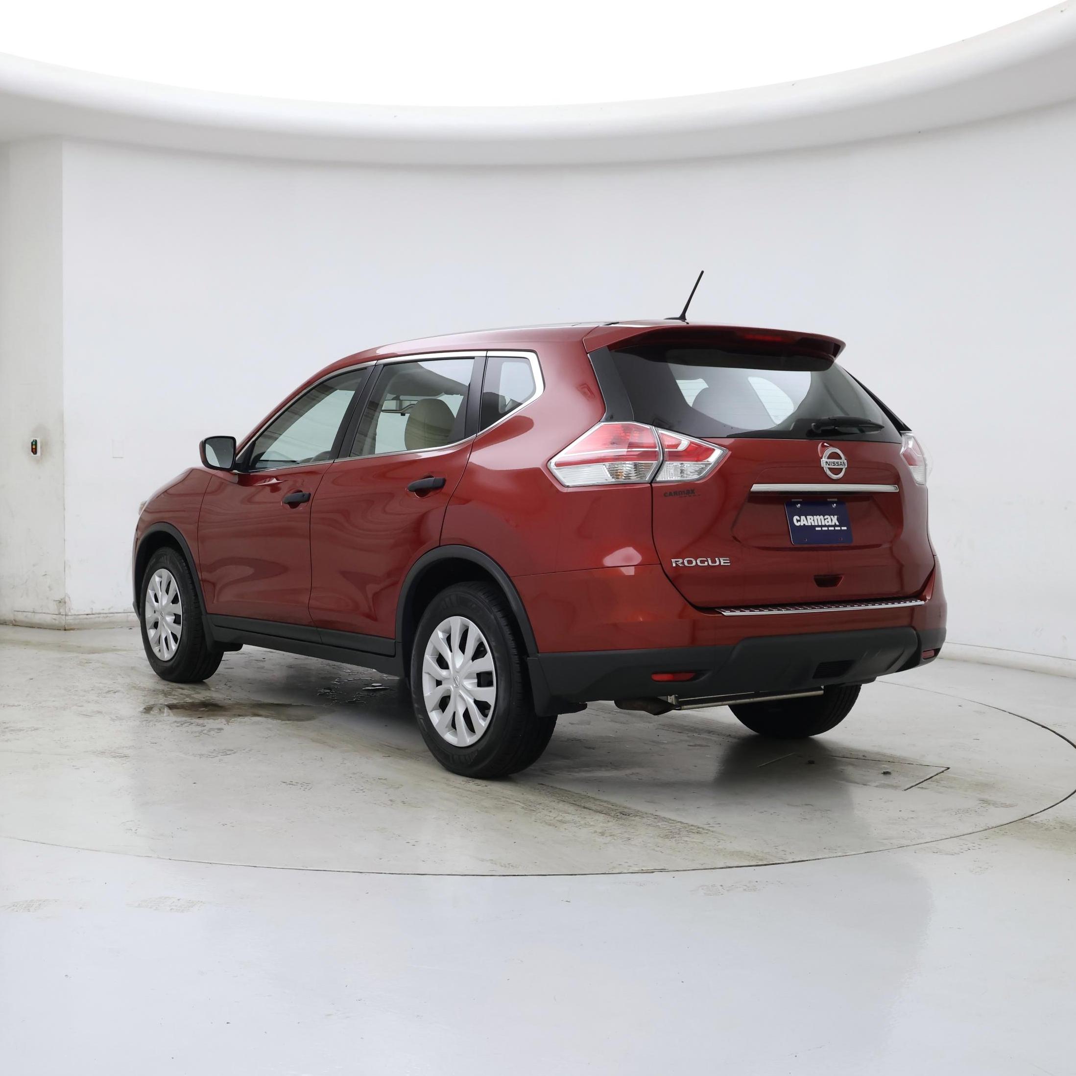 Thumbnail: 2016 Nissan Rogue - 2