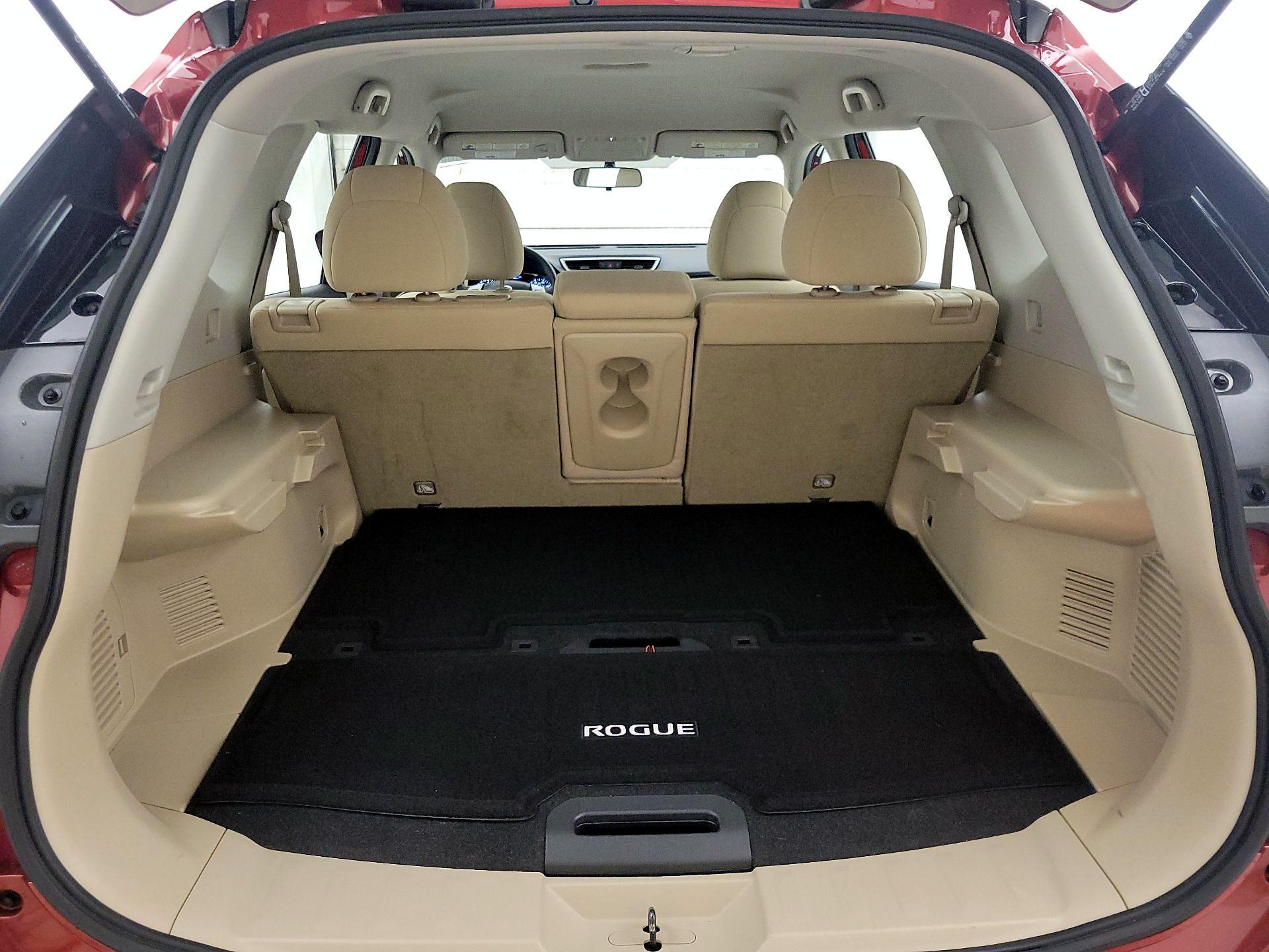 Thumbnail: 2016 Nissan Rogue - 20