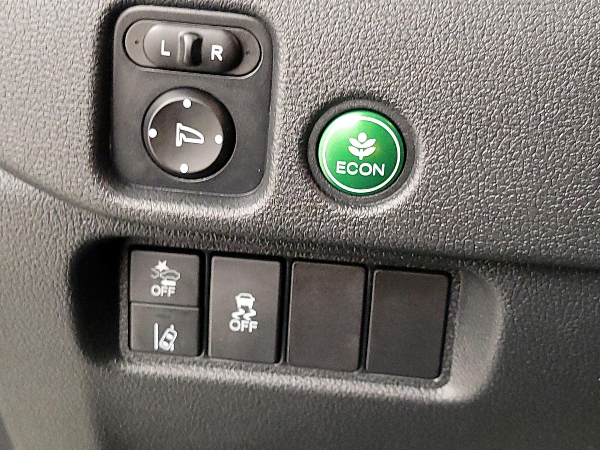 Thumbnail: 2020 Honda Pilot - 13