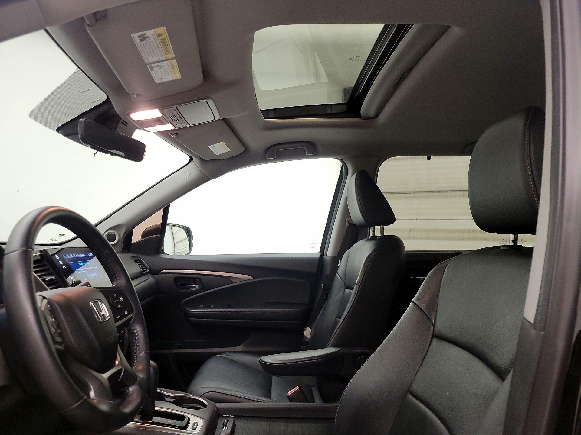 Thumbnail: 2020 Honda Pilot - 19