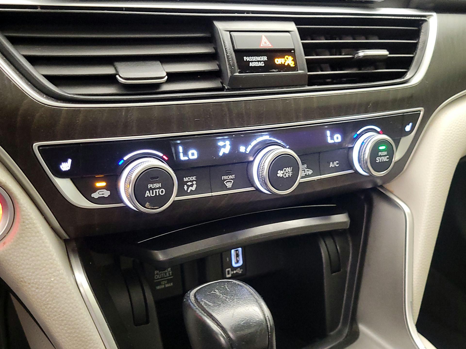 Thumbnail: 2019 Honda Accord - 16
