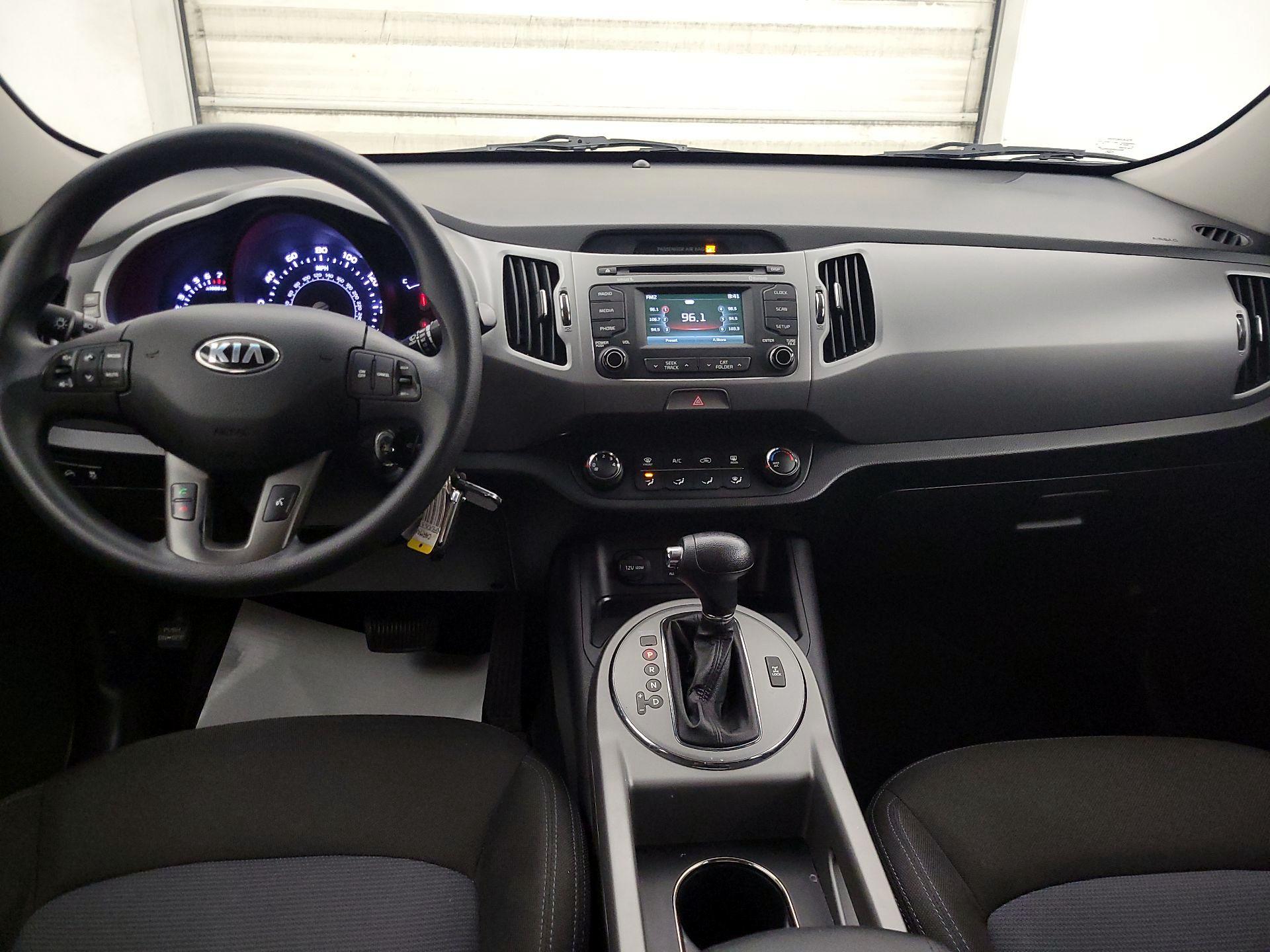 Thumbnail: 2016 Kia Sportage - 9
