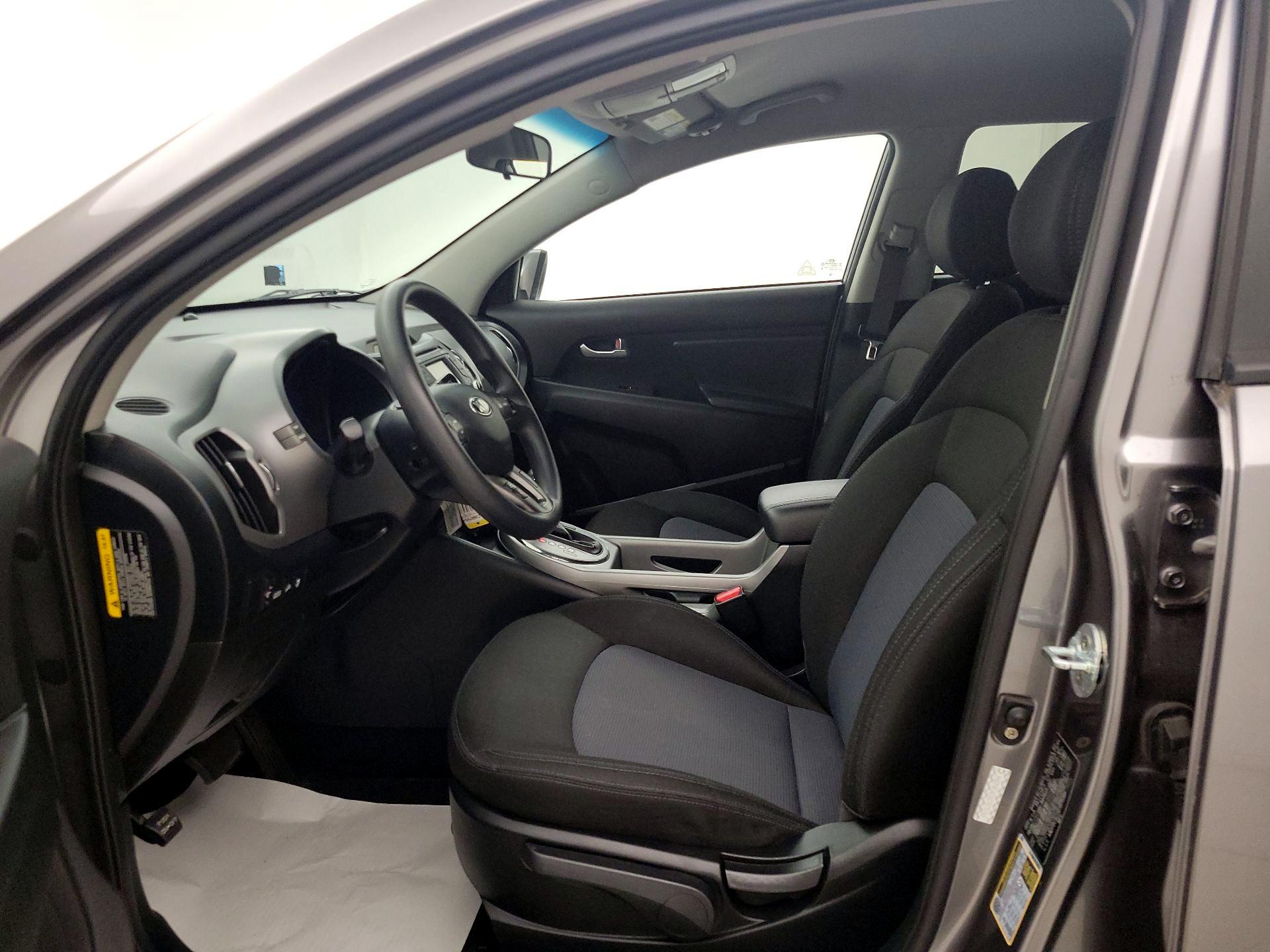 Thumbnail: 2016 Kia Sportage - 11