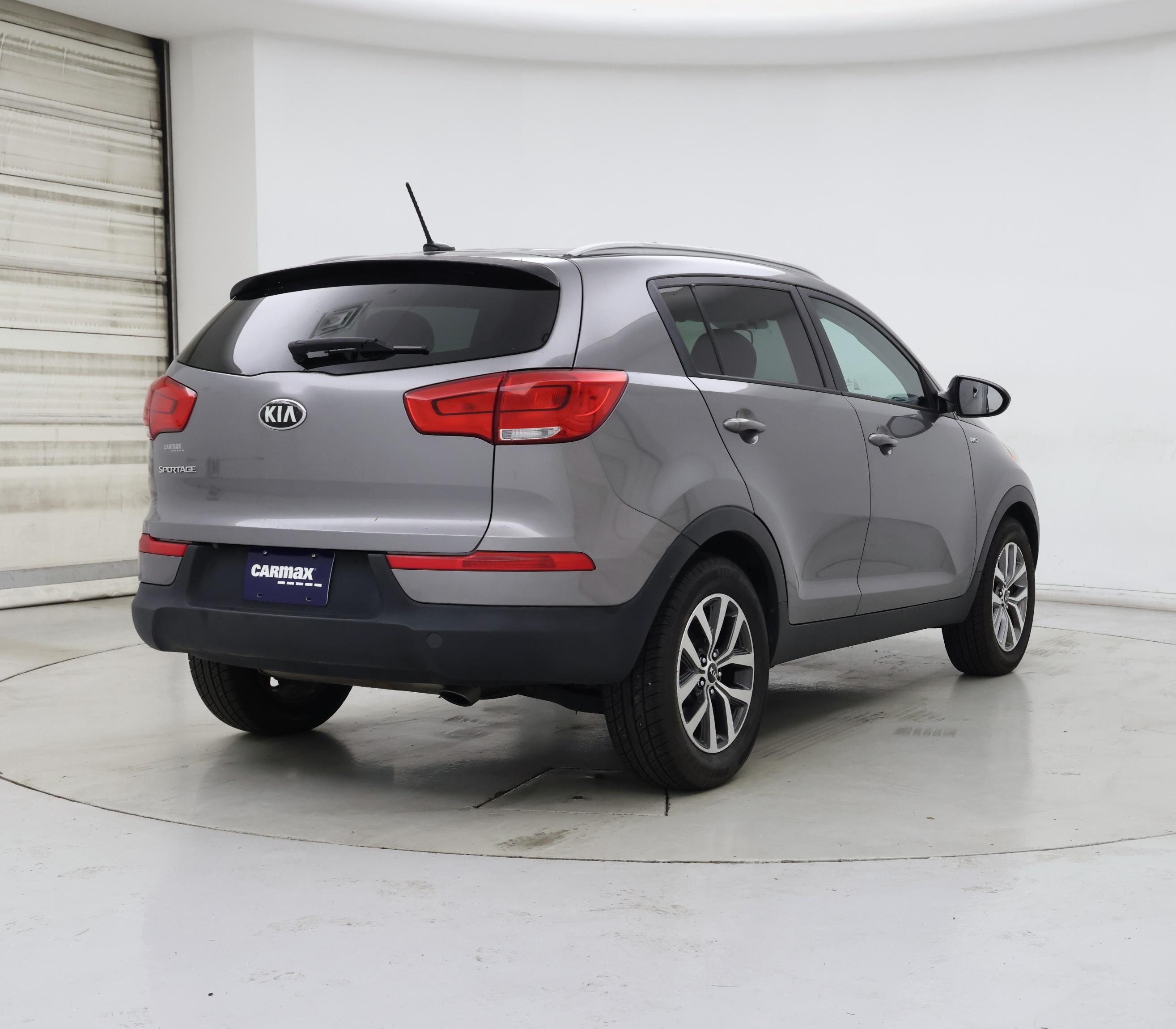 Thumbnail: 2016 Kia Sportage - 8