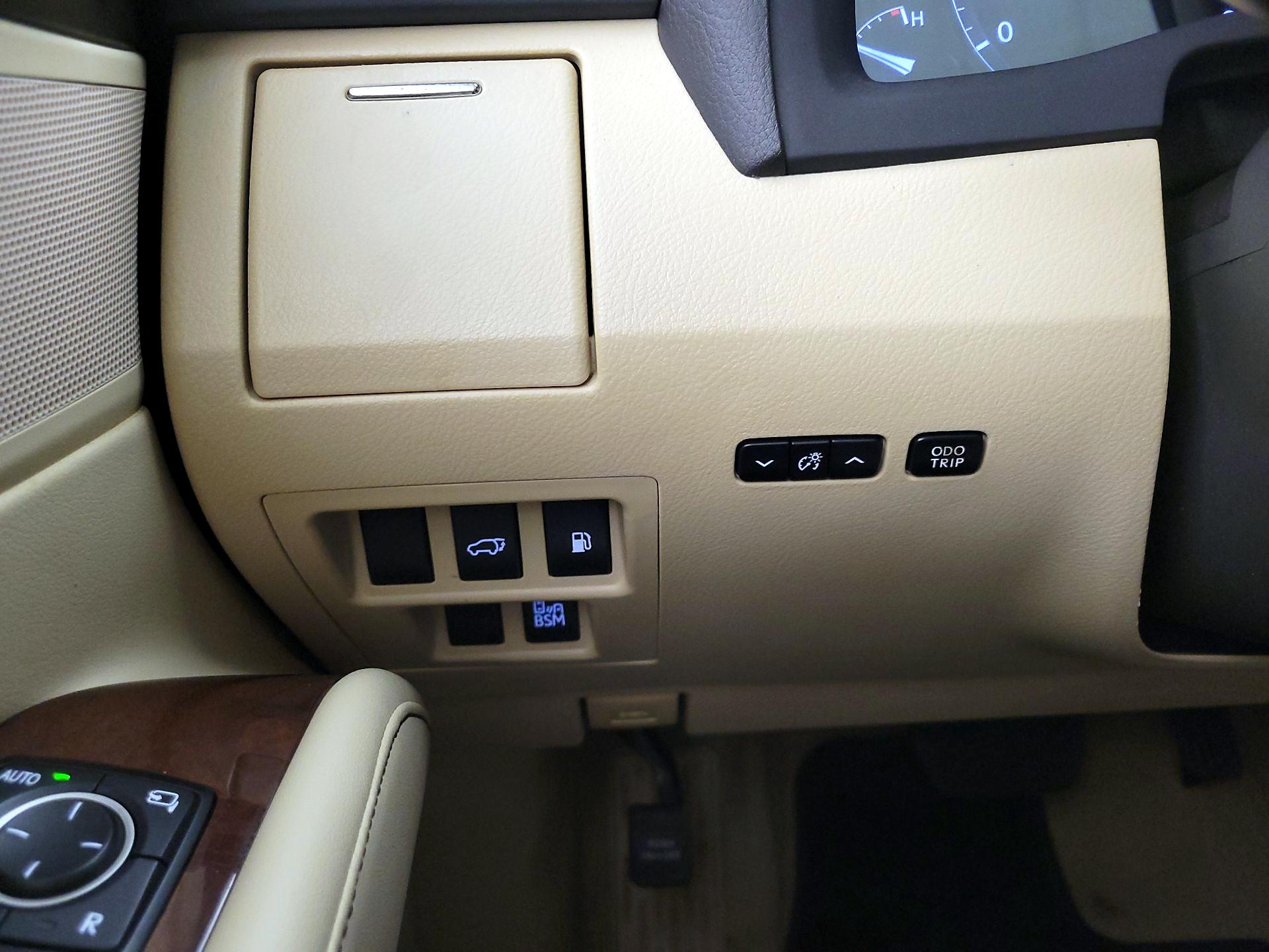 Thumbnail: 2015 Lexus RX - 13