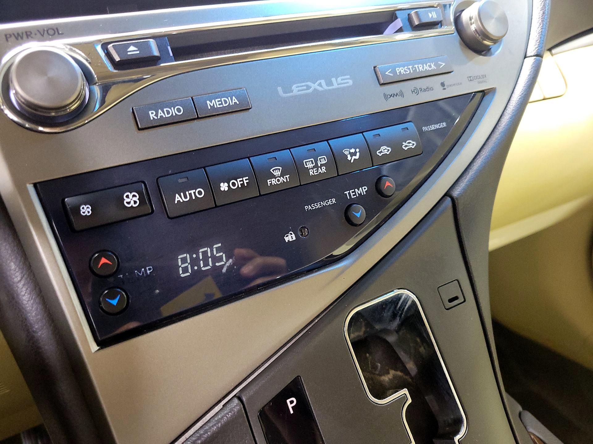 Thumbnail: 2015 Lexus RX - 16