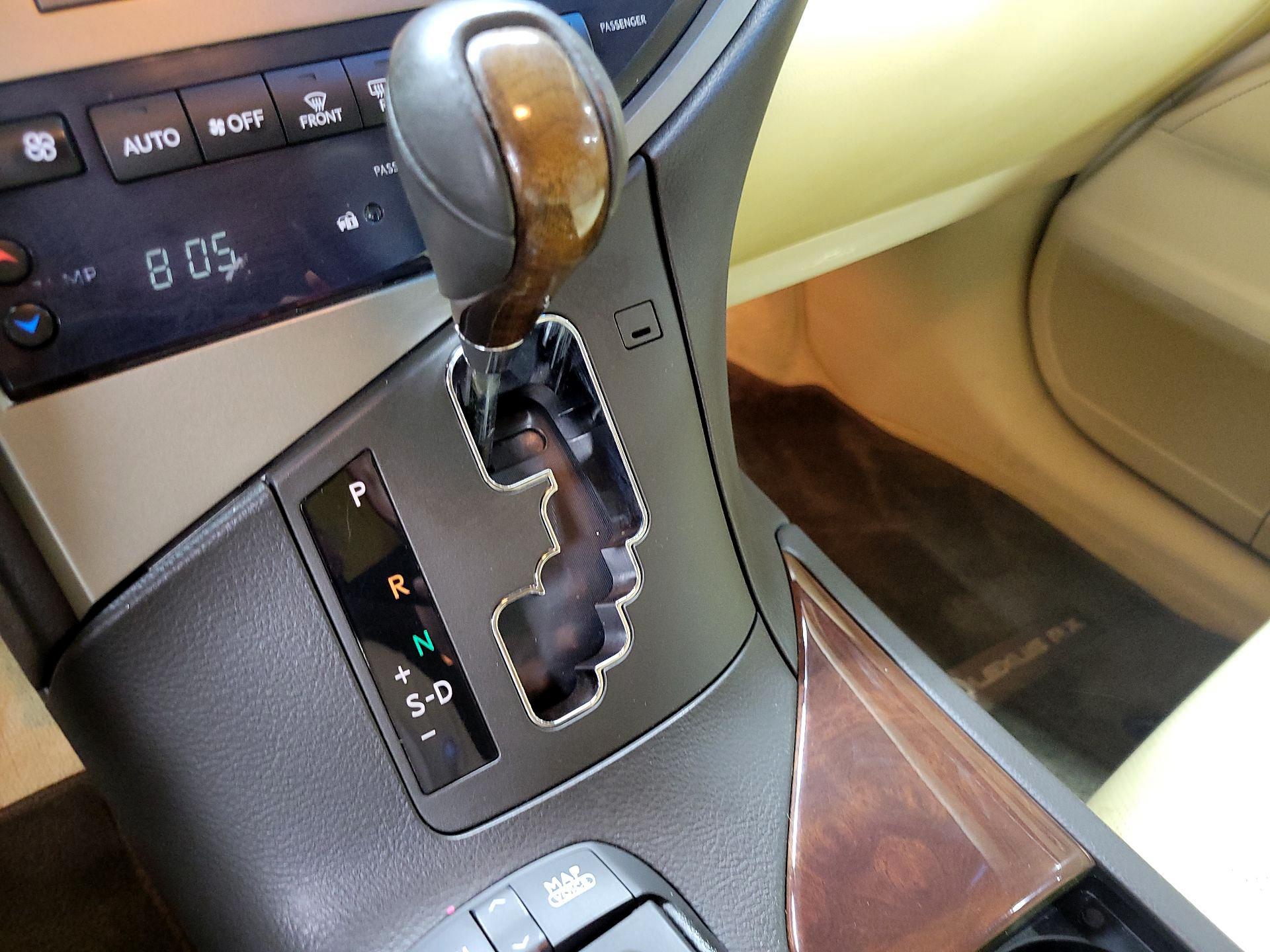 Thumbnail: 2015 Lexus RX - 17