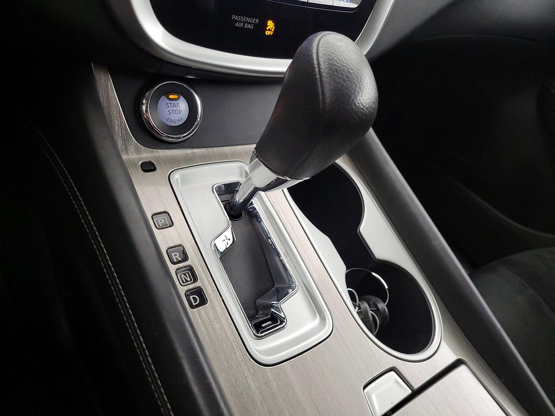 Thumbnail: 2015 Nissan Murano - 17