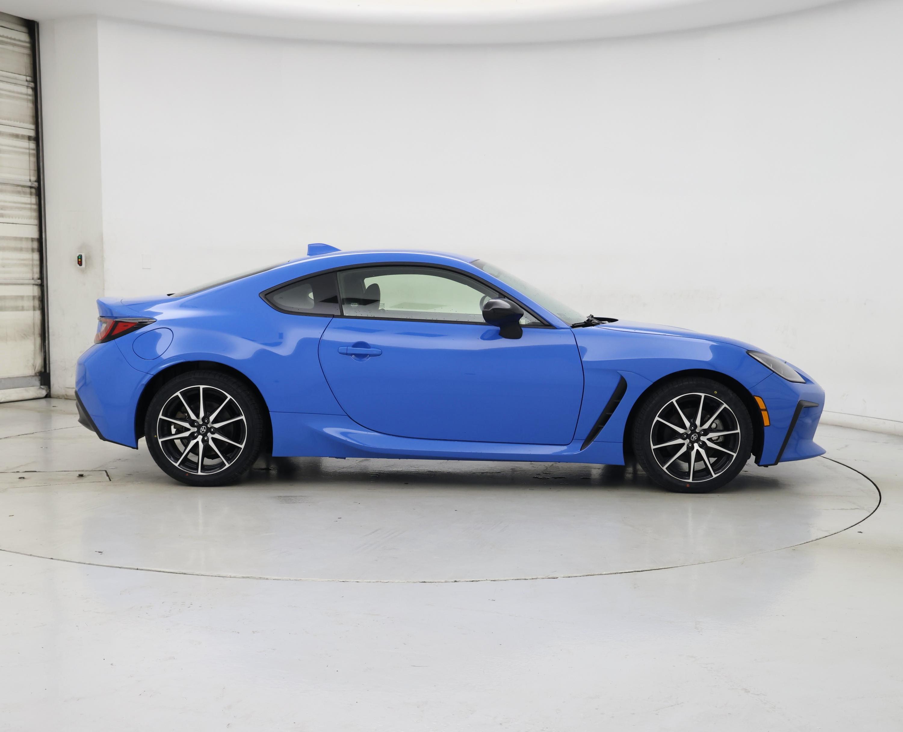 Thumbnail: 2023 Toyota GR86 - 7