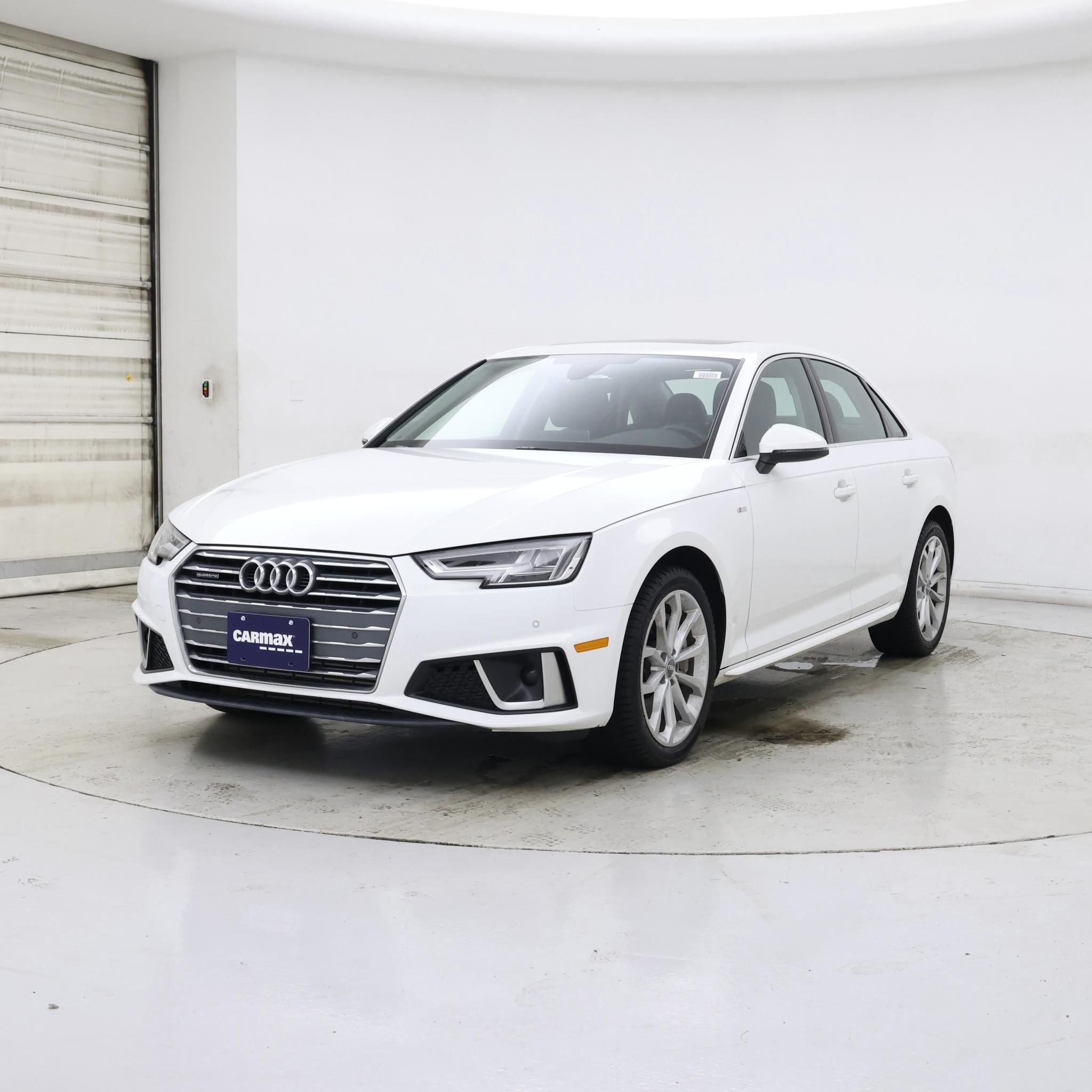 Thumbnail: 2019 Audi A4 - 4