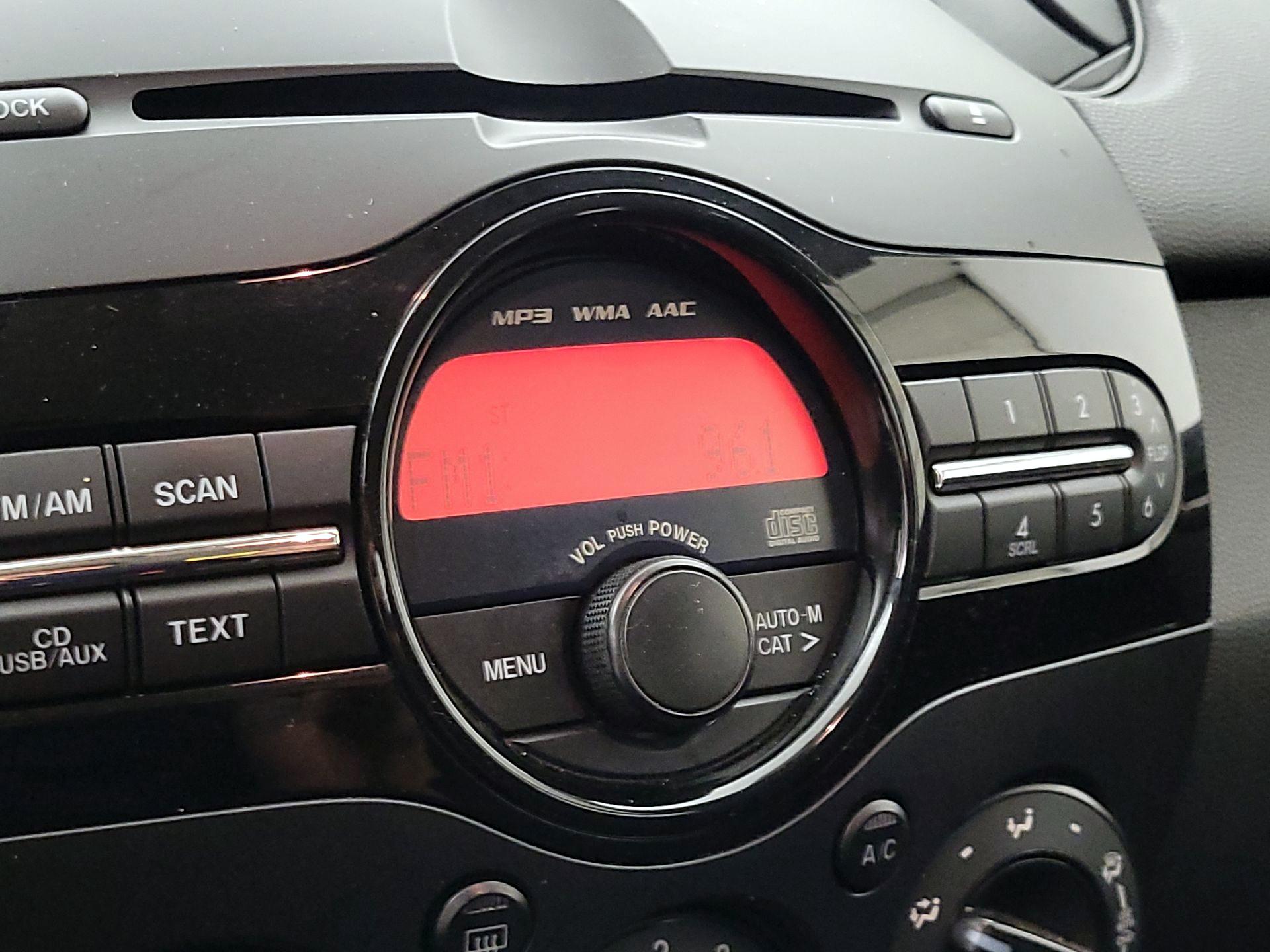 Thumbnail: 2013 Mazda Mazda2 - 14