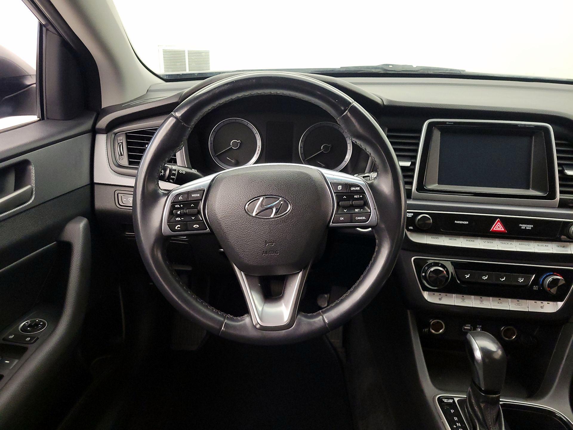 Thumbnail: 2018 Hyundai Sonata - 10