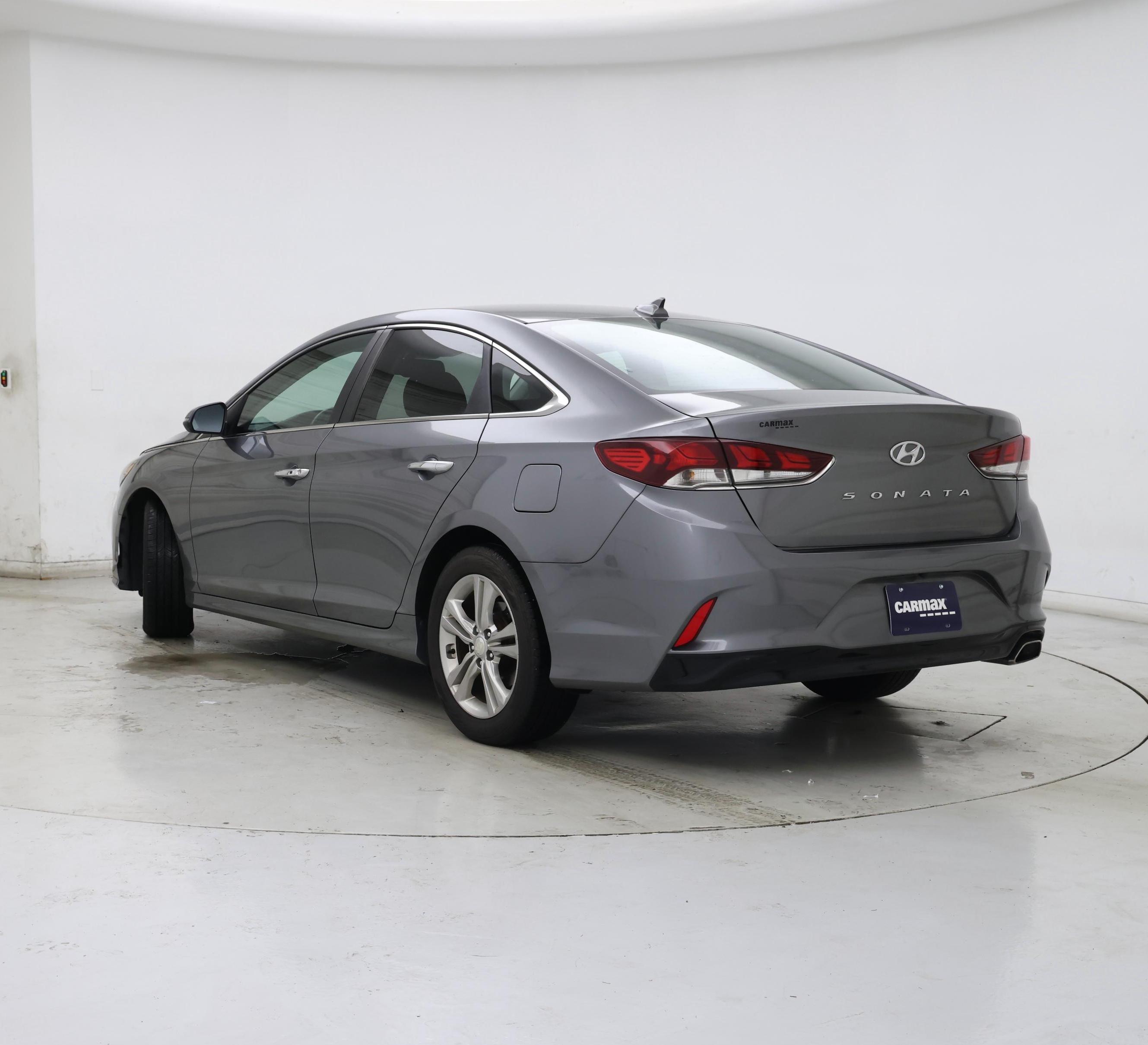 Thumbnail: 2018 Hyundai Sonata - 2