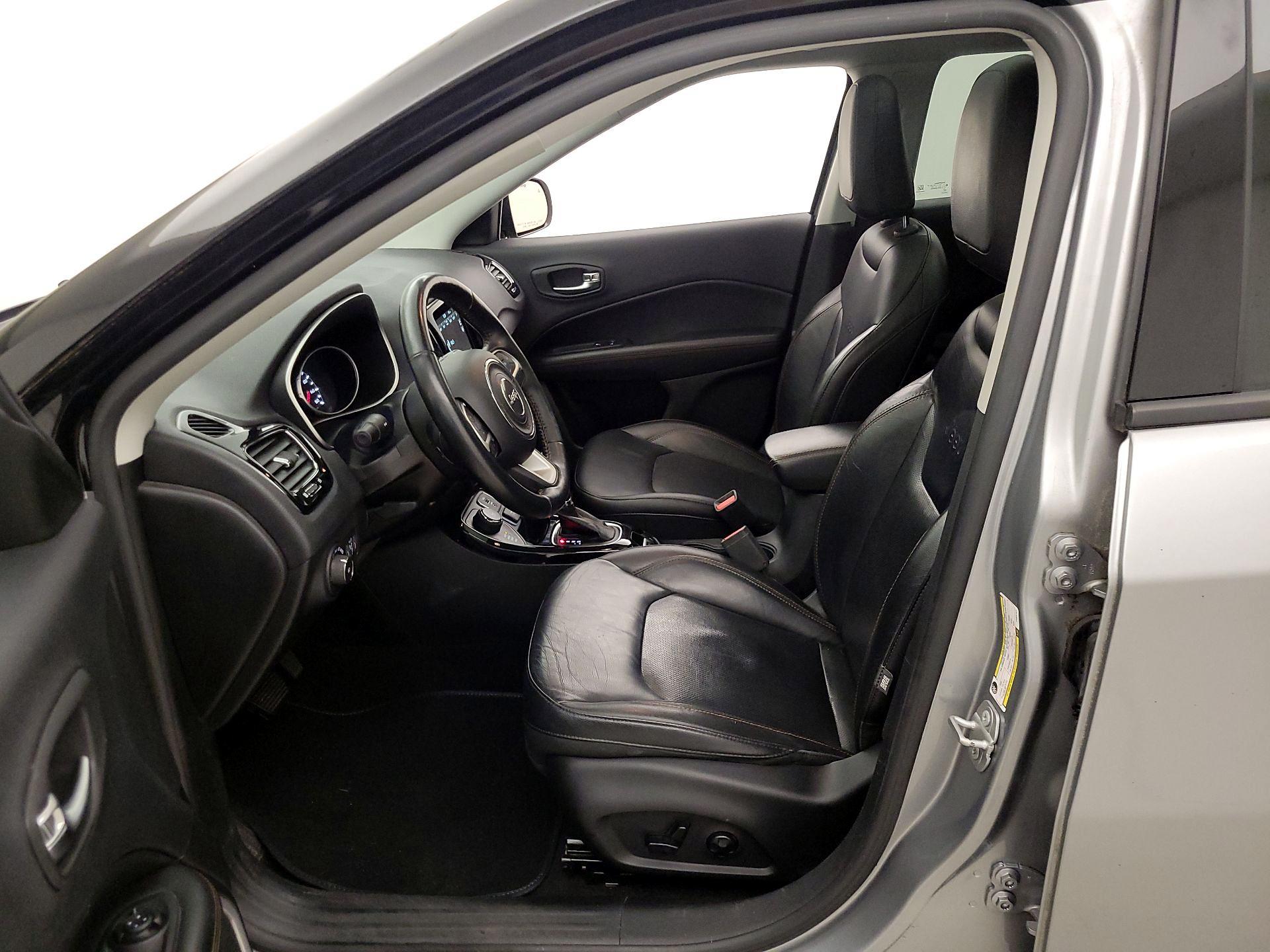 Thumbnail: 2018 Jeep Compass - 11