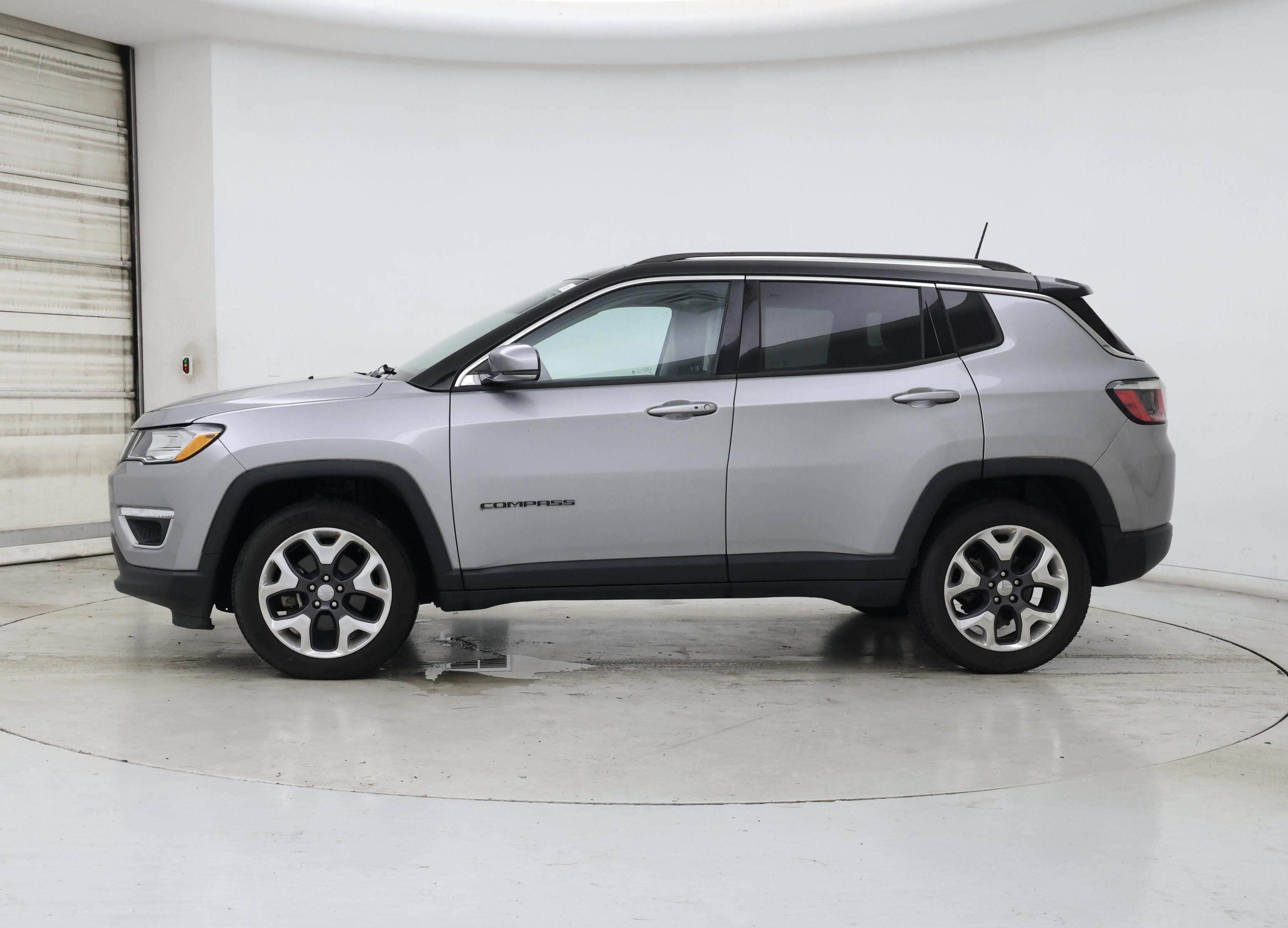 Thumbnail: 2018 Jeep Compass - 3