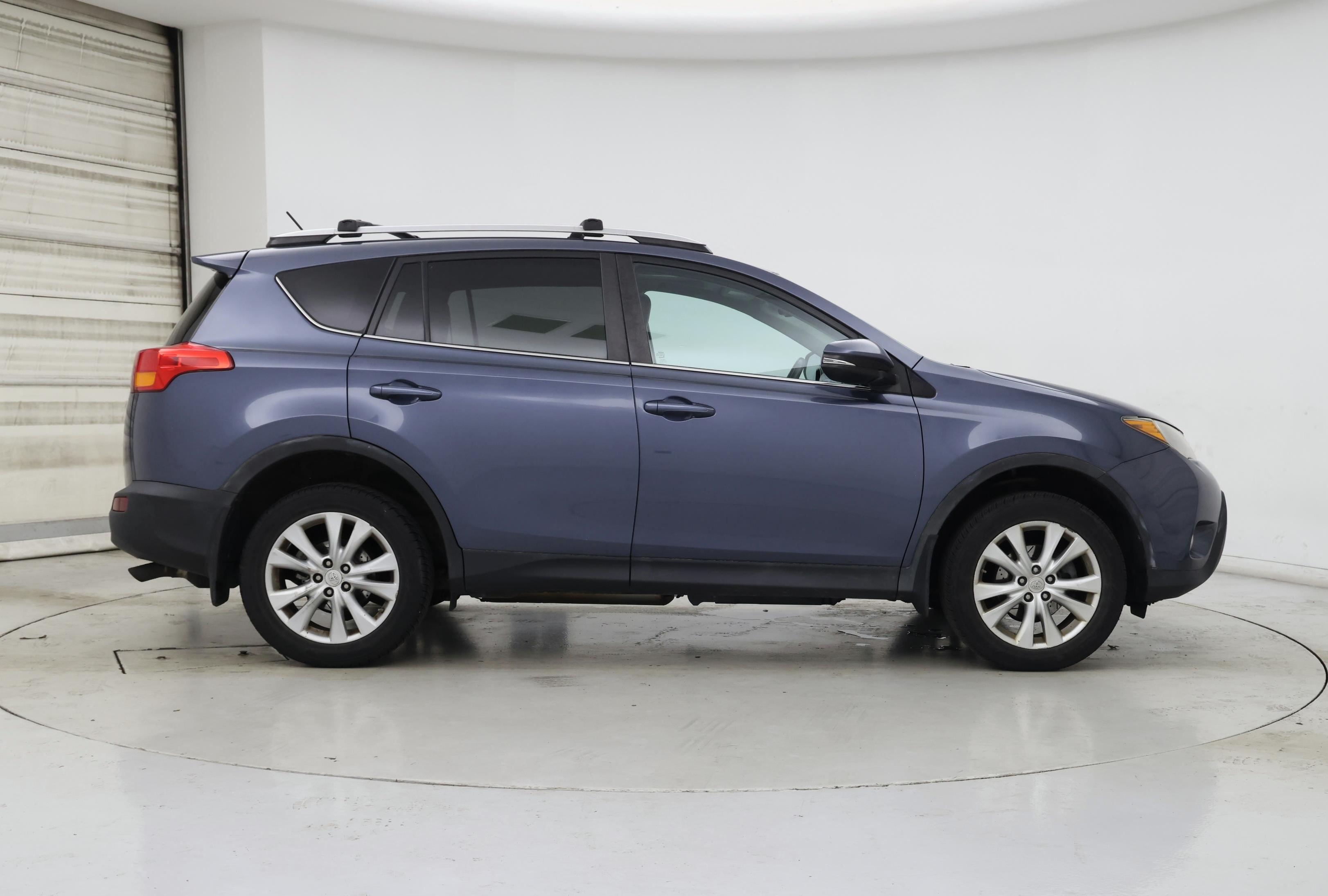 Thumbnail: 2013 Toyota RAV4 - 7