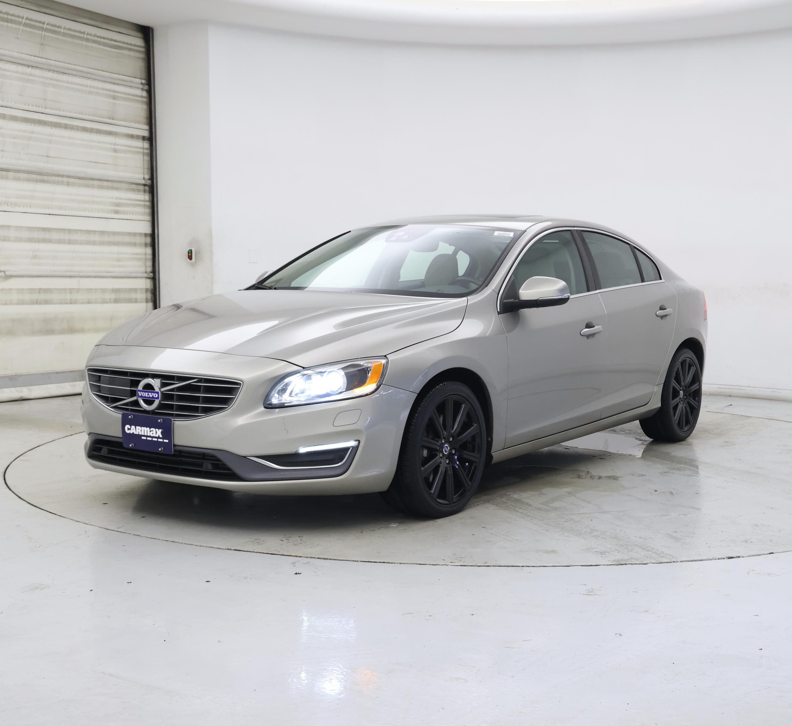 Thumbnail: 2016 Volvo S60 - 4