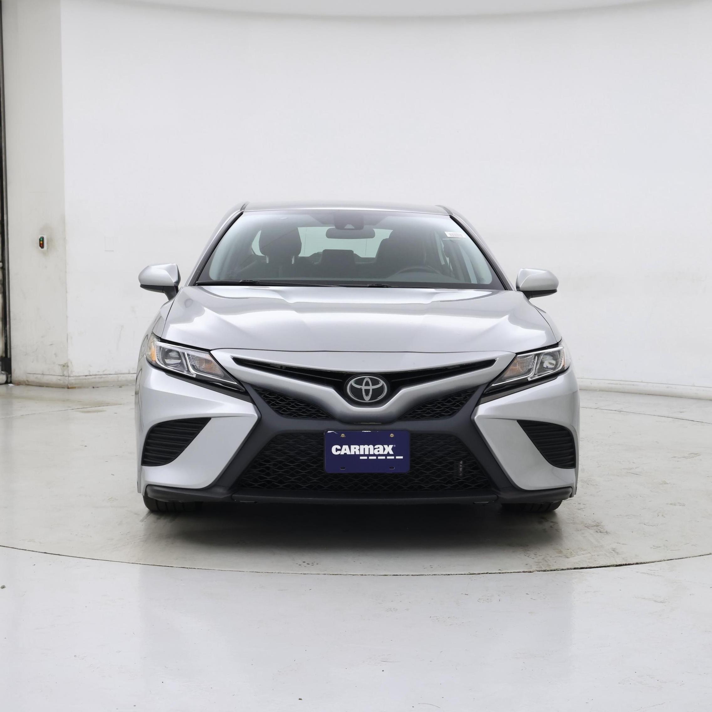 Thumbnail: 2020 Toyota Camry - 5