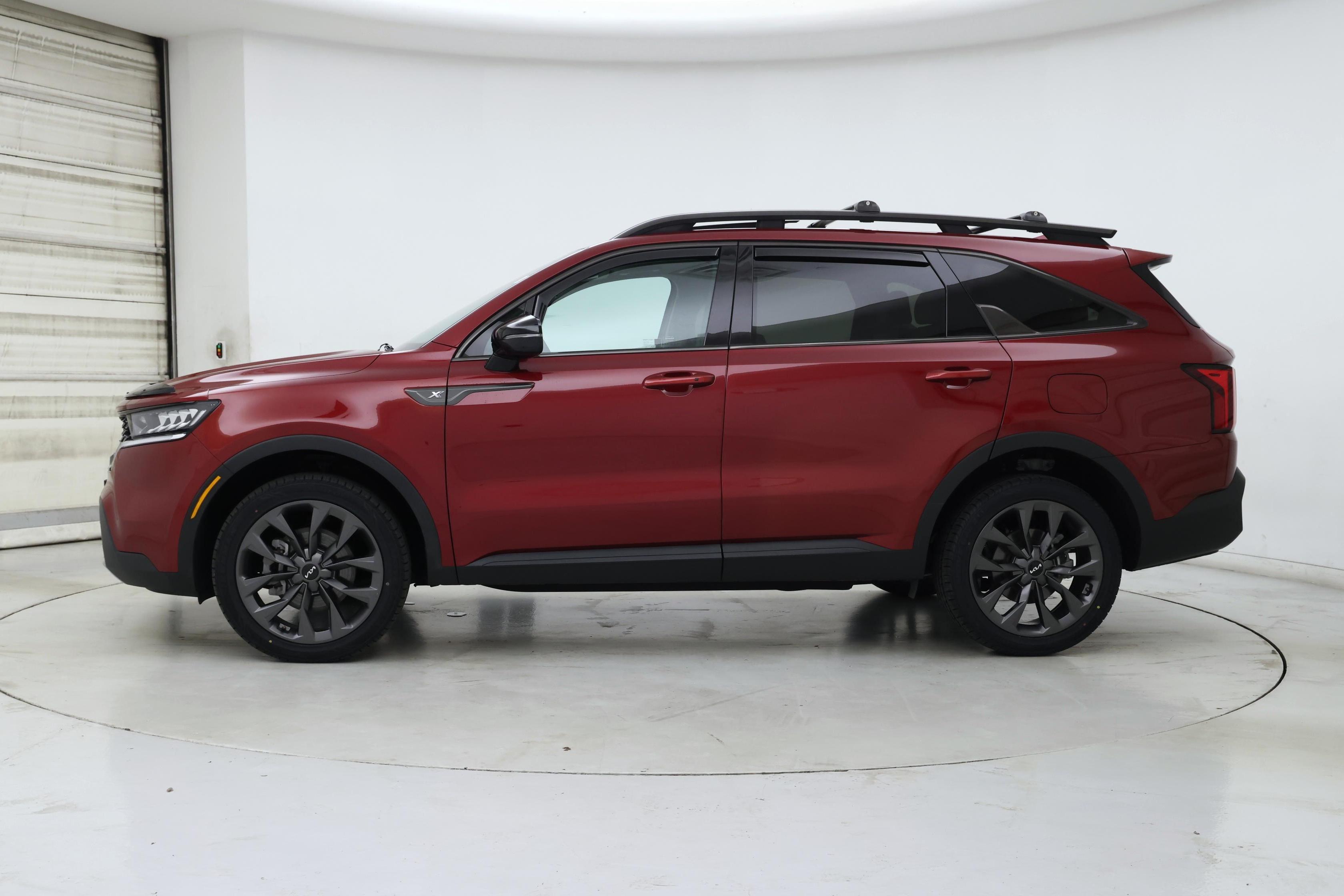 Thumbnail: 2022 Kia Sorento - 3