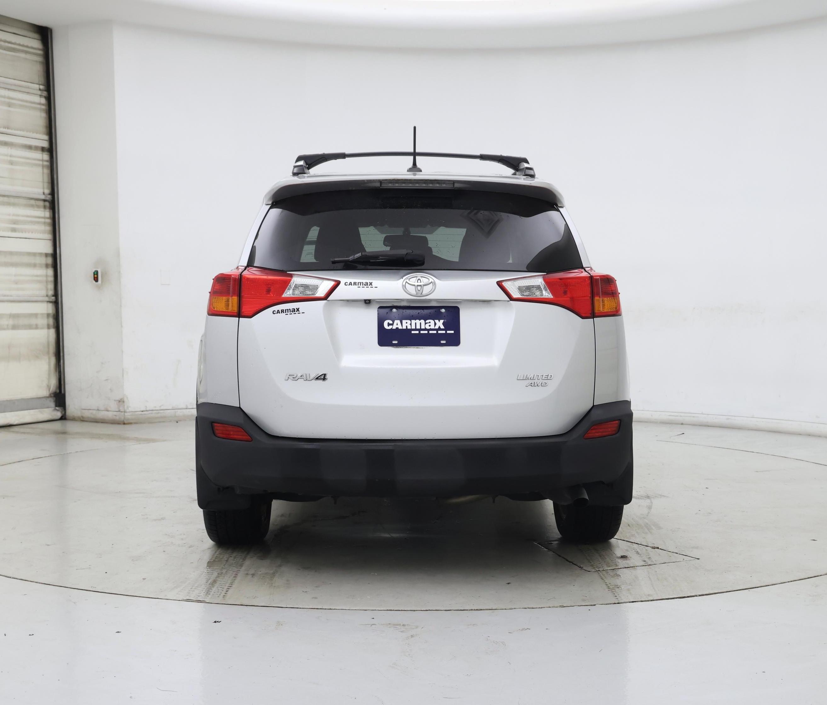 Thumbnail: 2015 Toyota RAV4 - 6