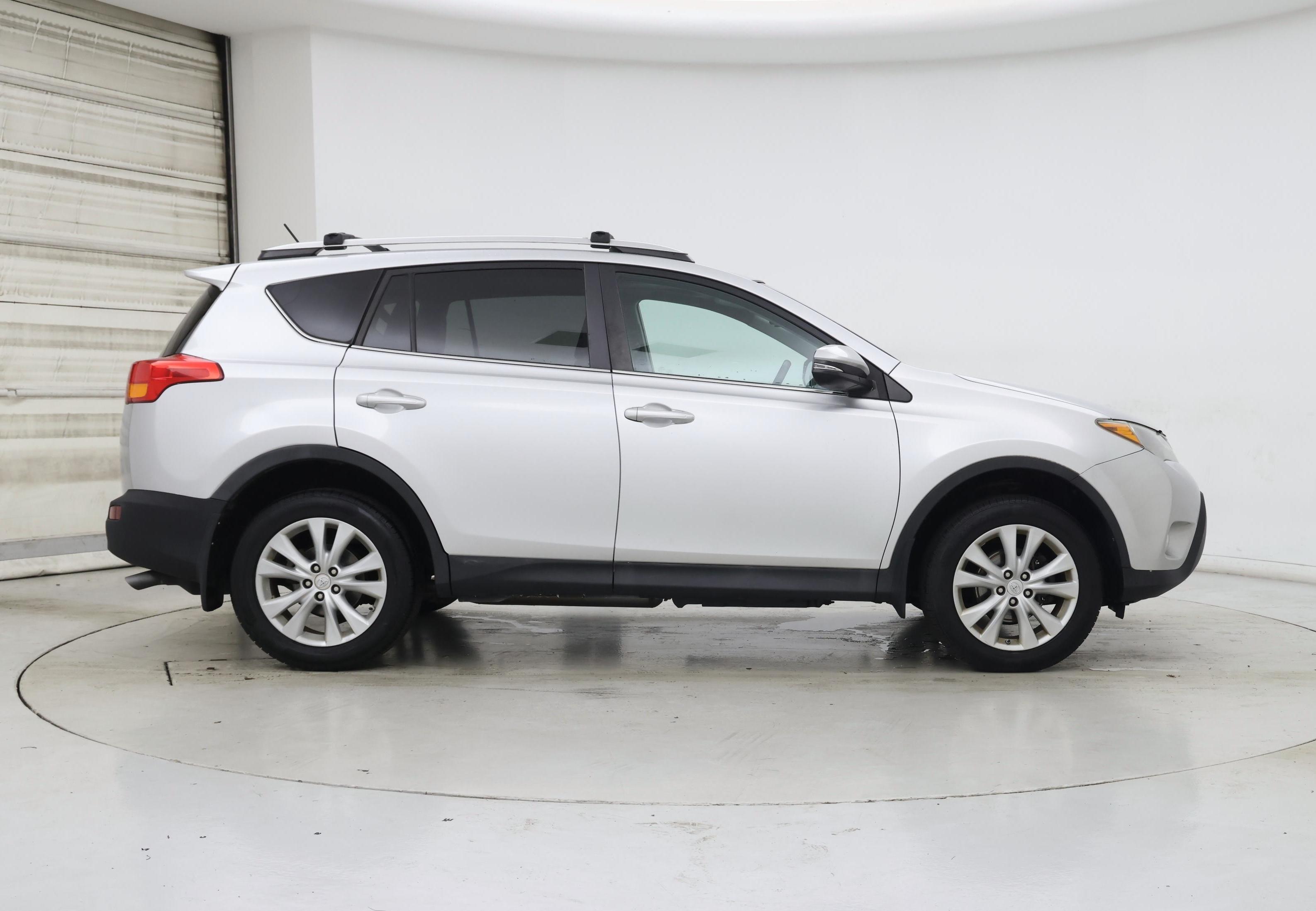 Thumbnail: 2015 Toyota RAV4 - 7