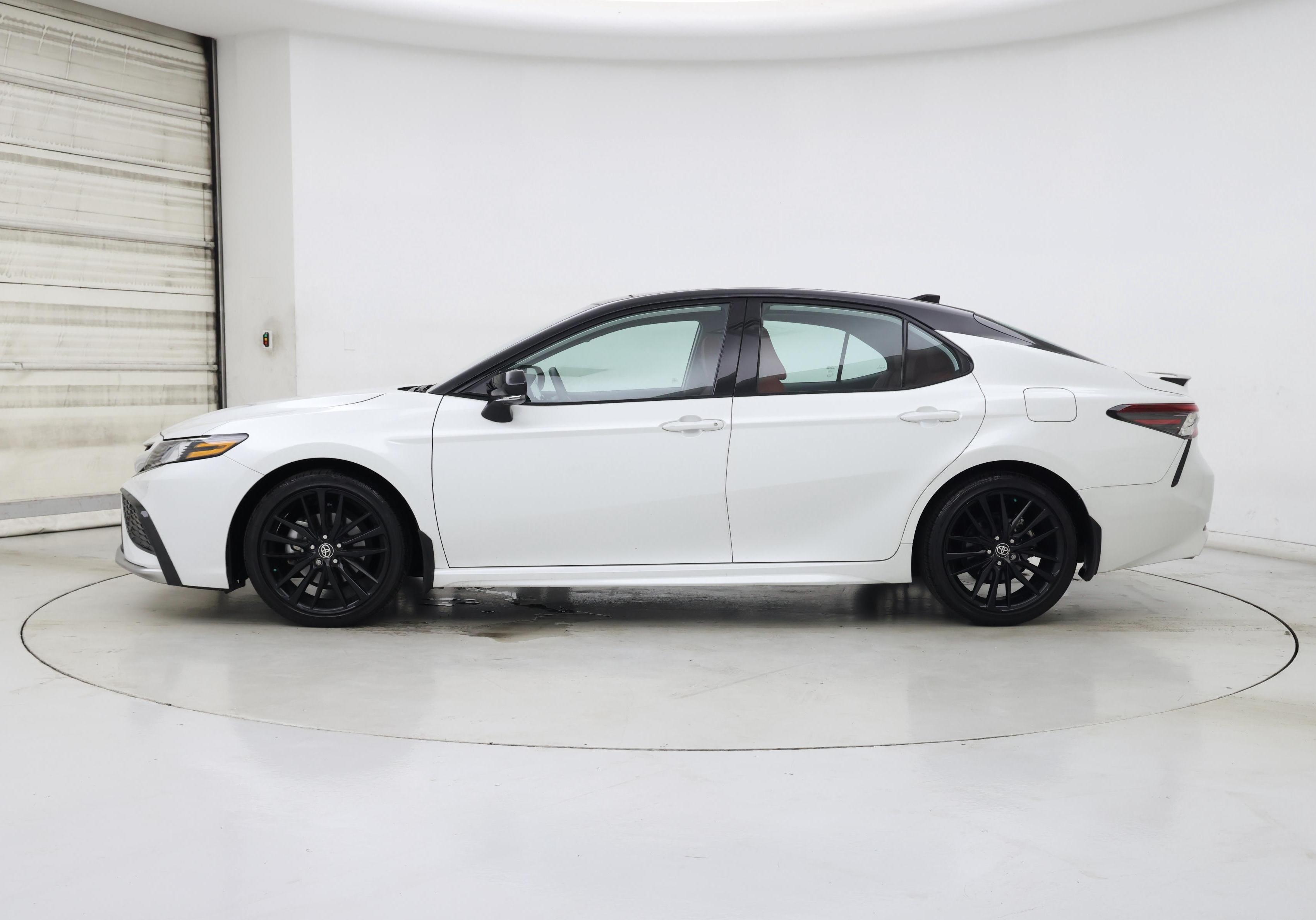 Thumbnail: 2023 Toyota Camry - 3