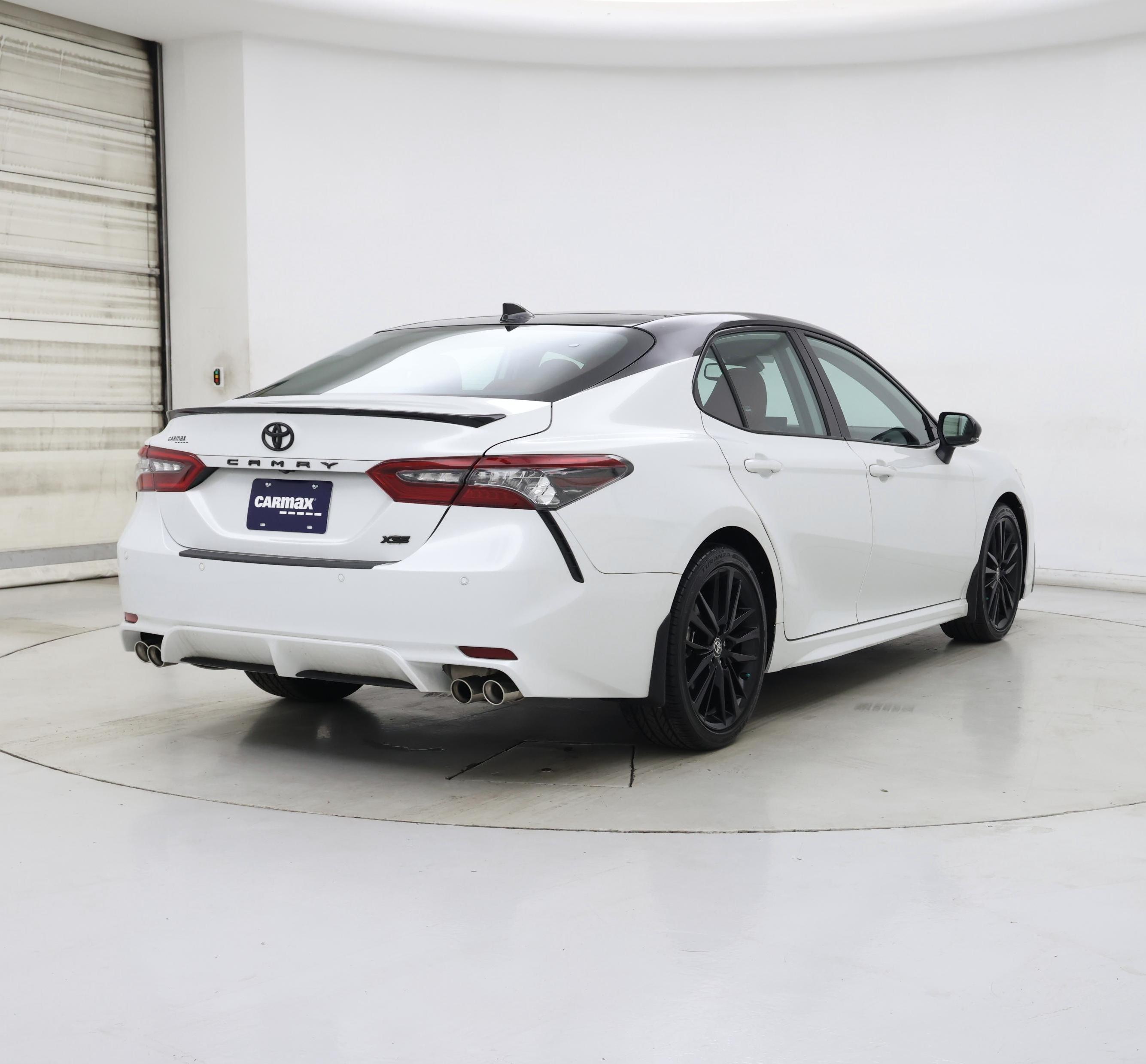 Thumbnail: 2023 Toyota Camry - 8
