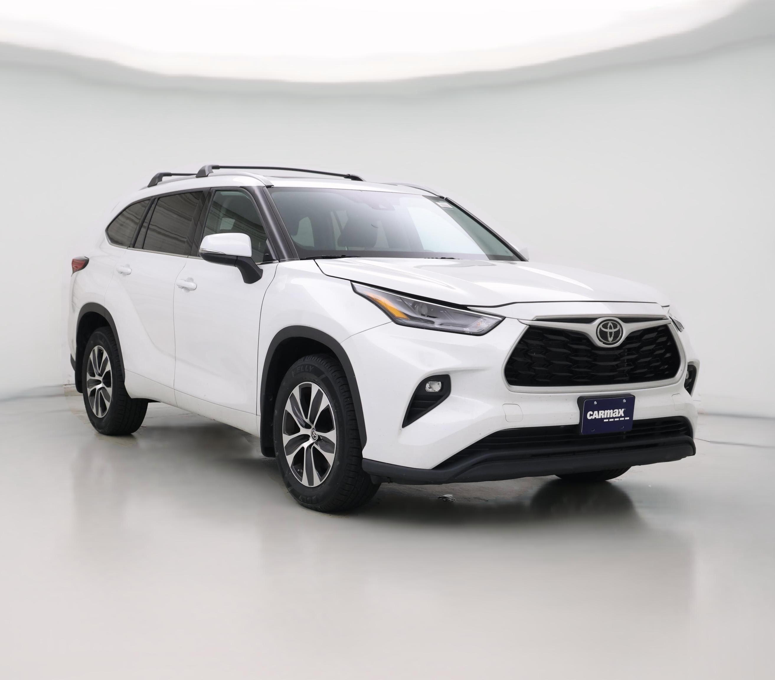 Thumbnail: 2022 Toyota Highlander - 1