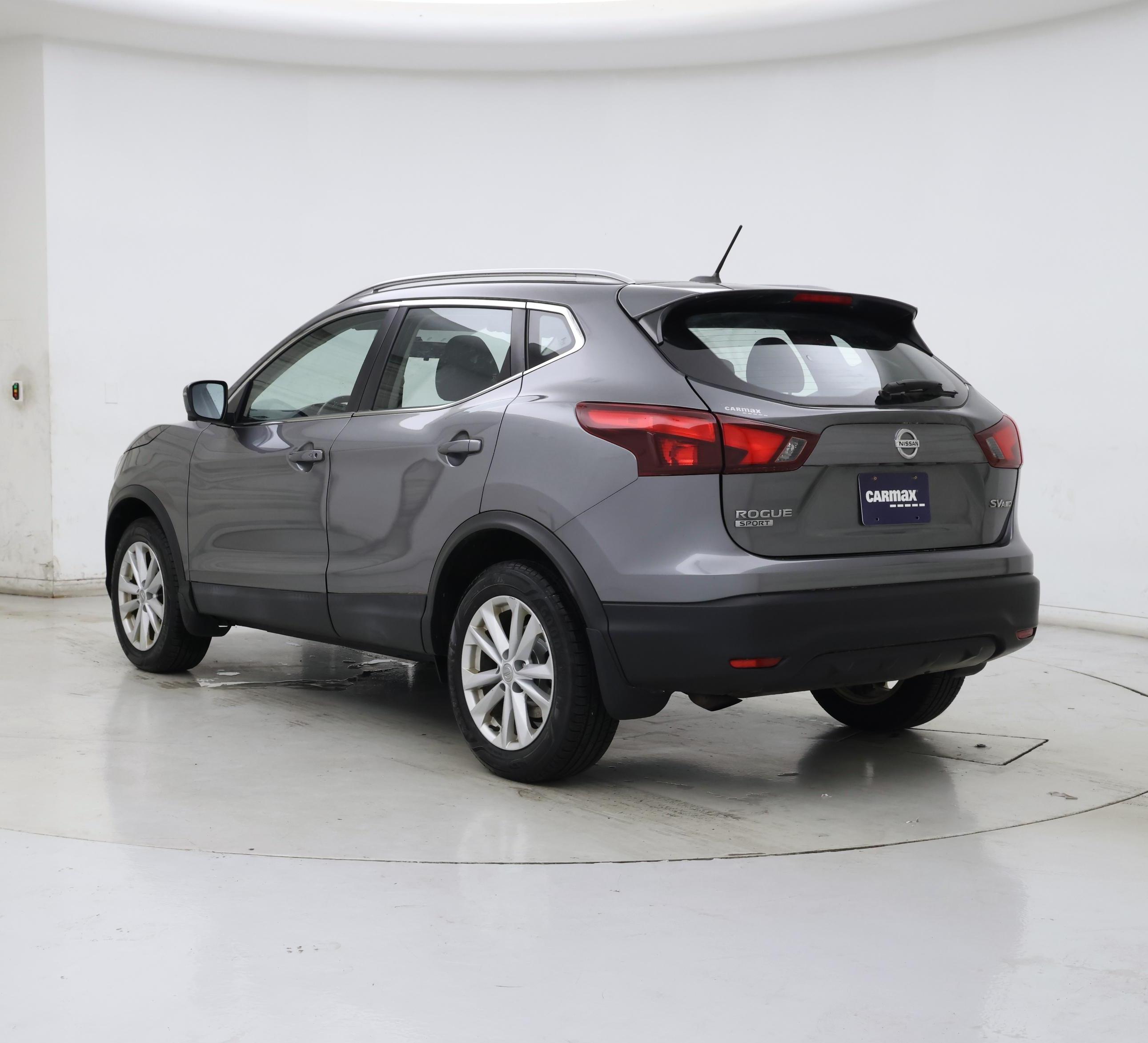 Thumbnail: 2018 Nissan Rogue Sport - 2
