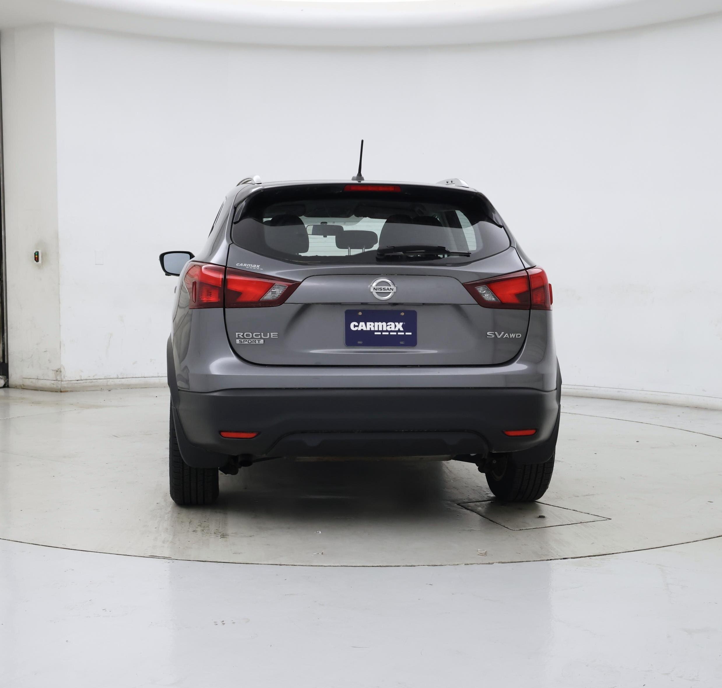 Thumbnail: 2018 Nissan Rogue Sport - 6