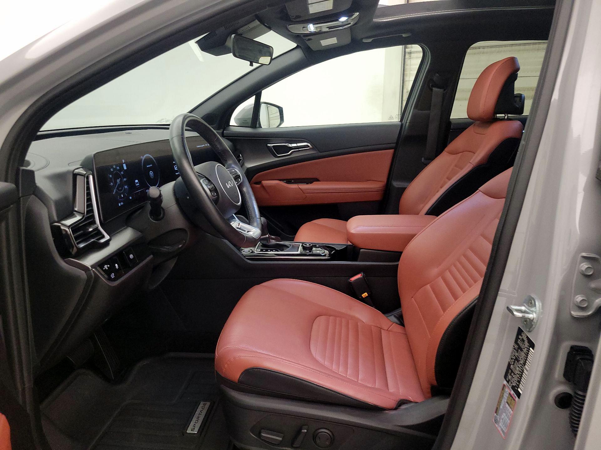 Thumbnail: 2023 Kia Sportage - 11