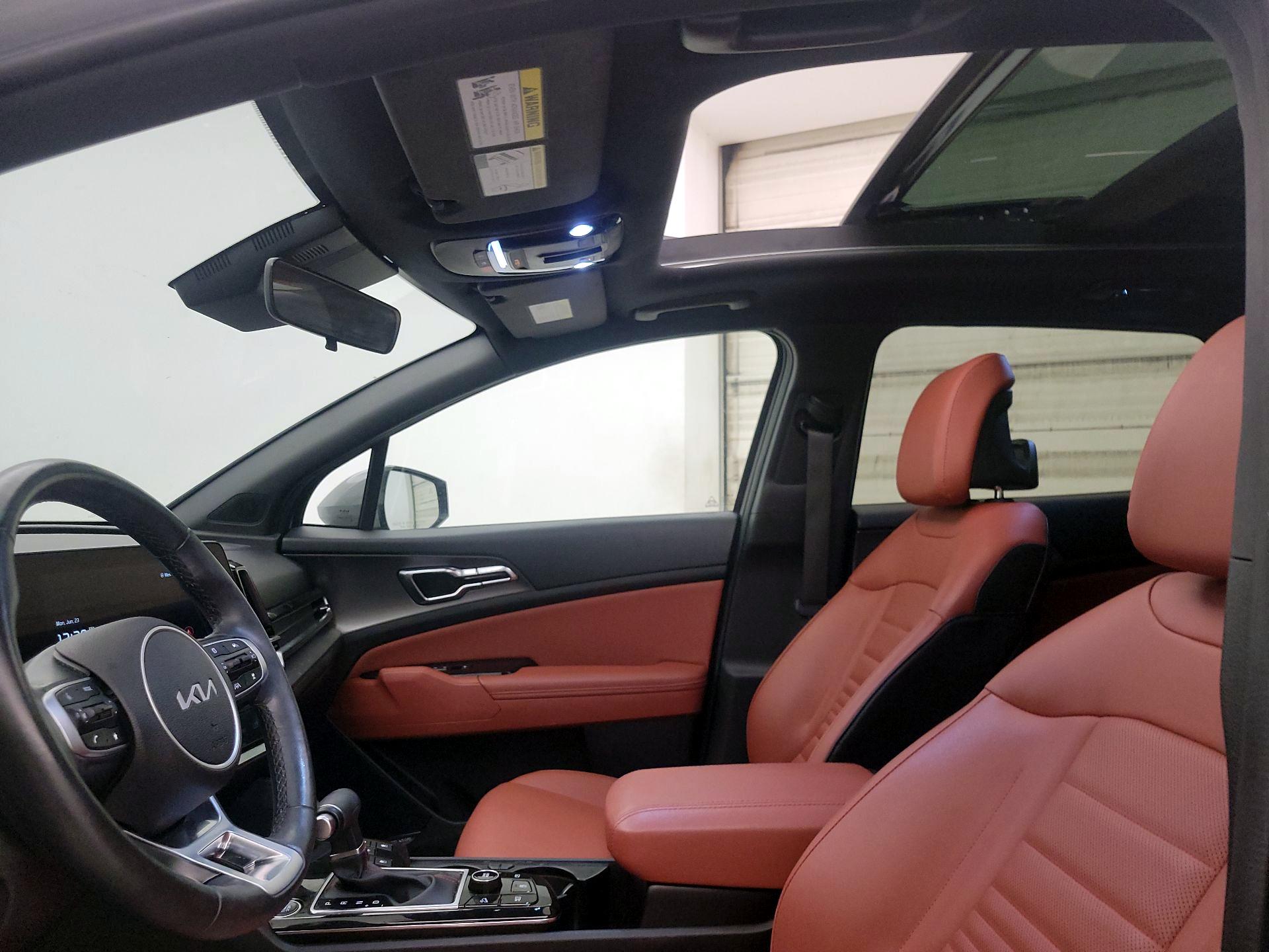 Thumbnail: 2023 Kia Sportage - 19