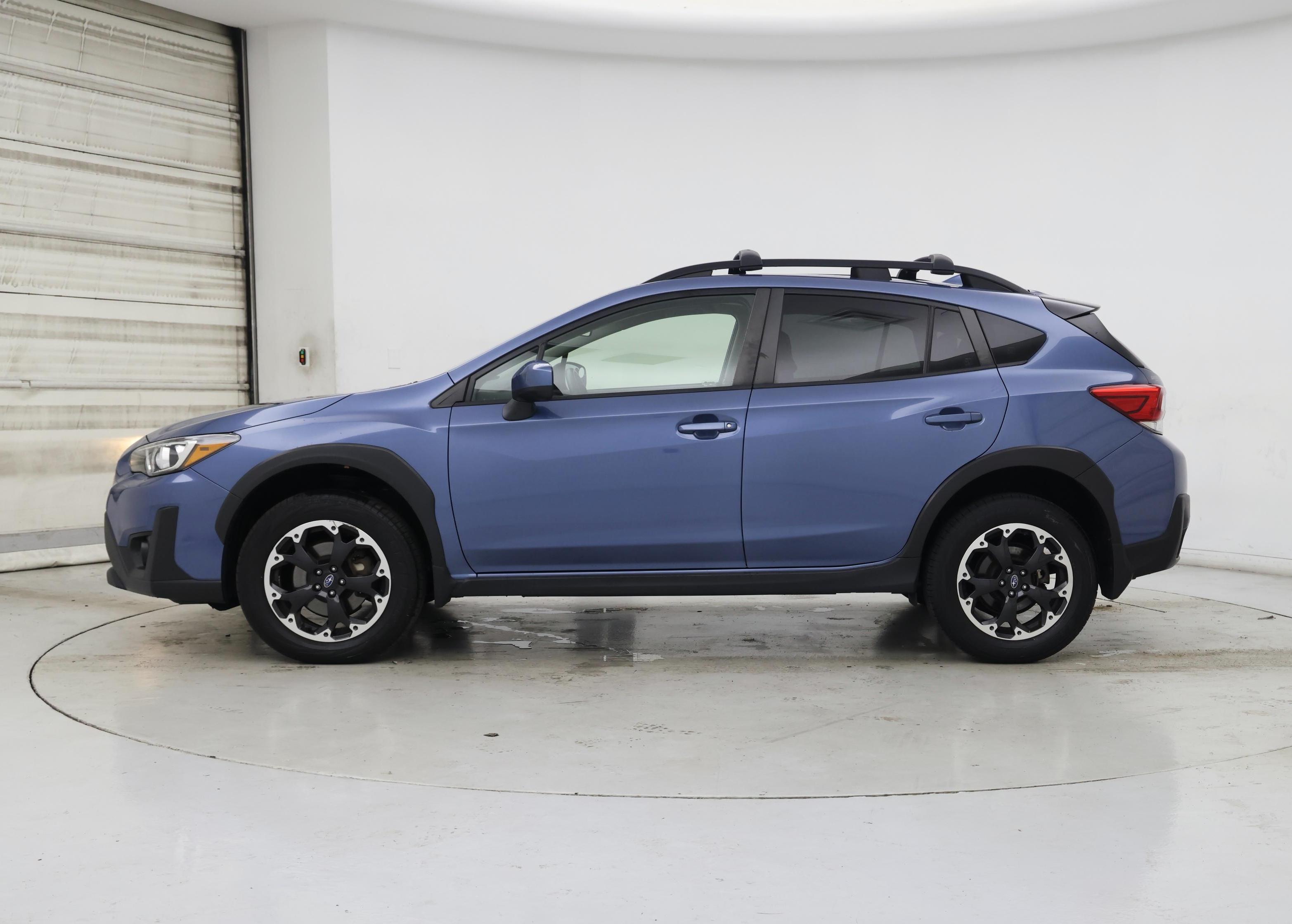 Thumbnail: 2022 Subaru Crosstrek - 3