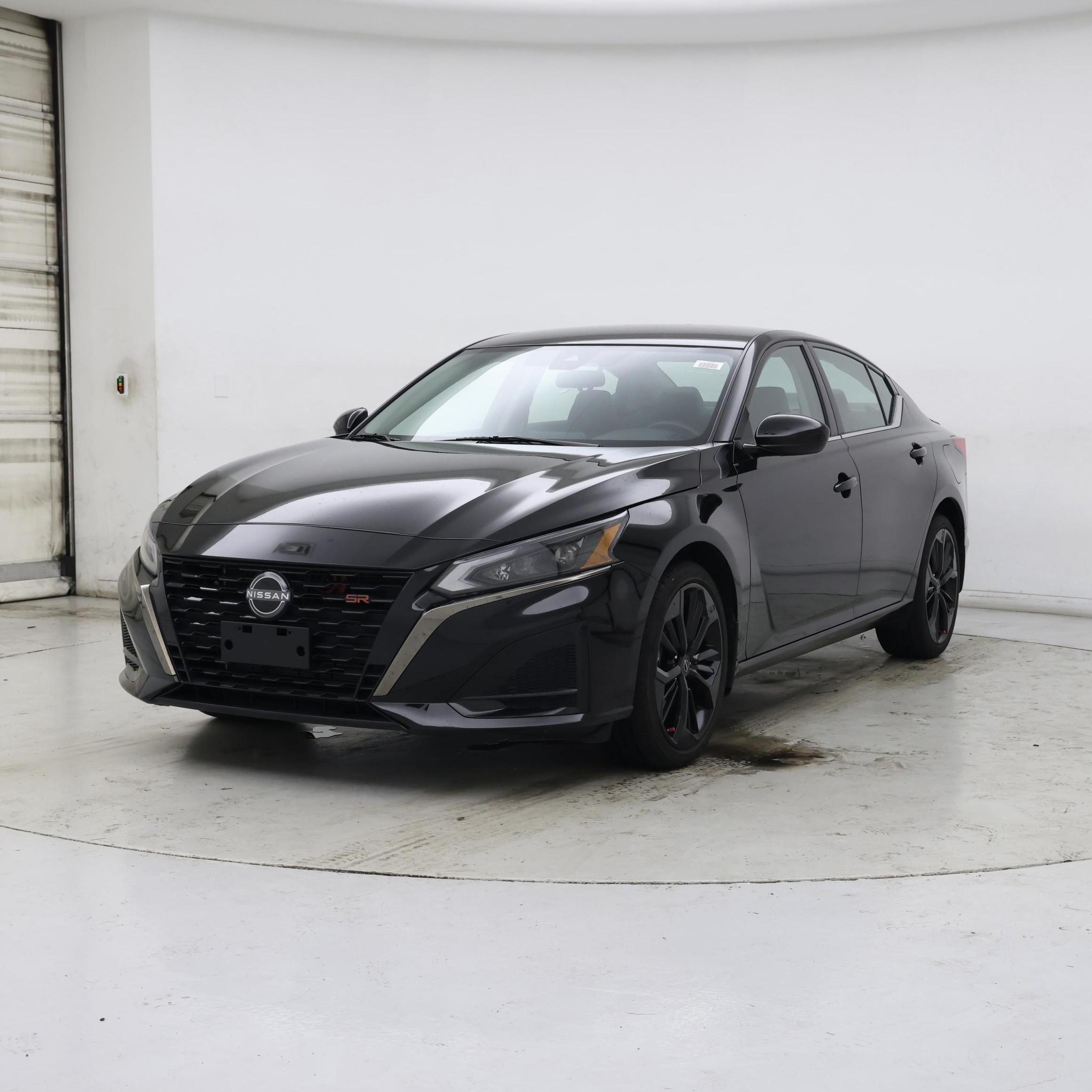 Thumbnail: 2023 Nissan Altima - 4