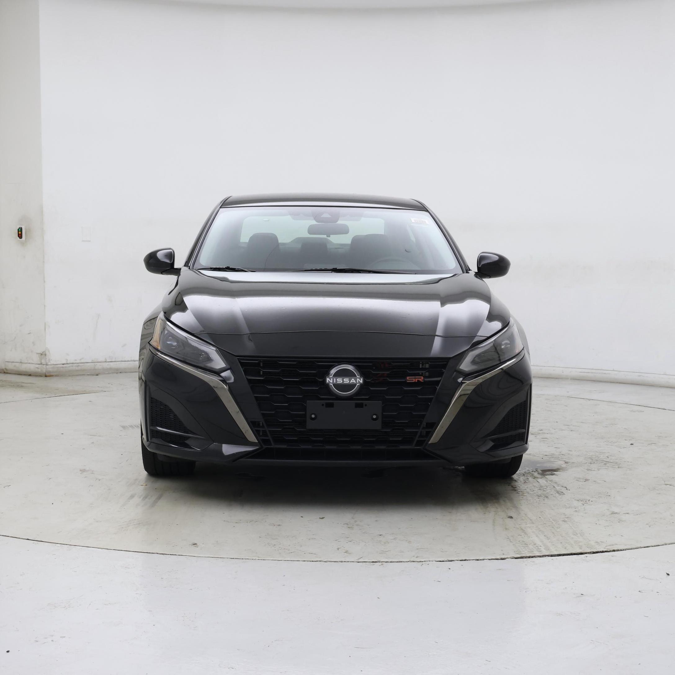 Thumbnail: 2023 Nissan Altima - 5