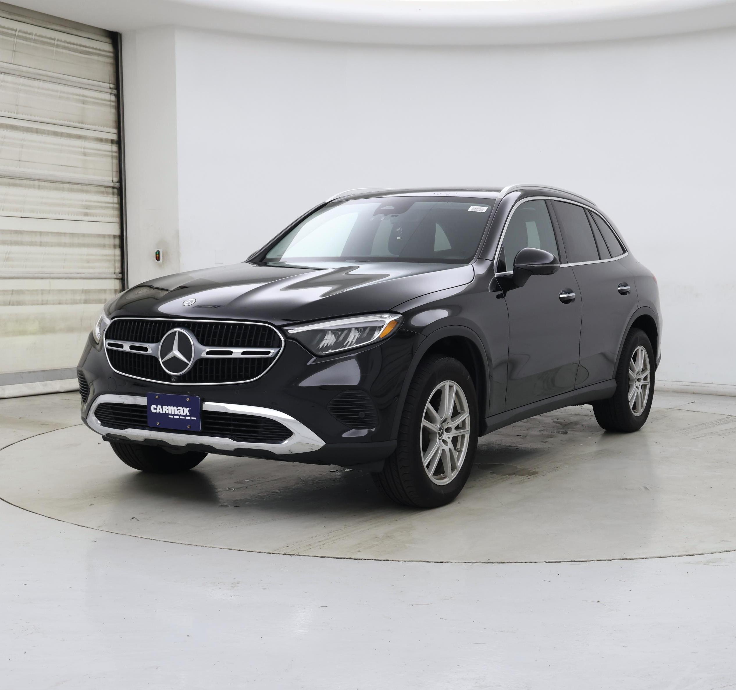 Thumbnail: 2023 Mercedes-Benz GLC - 4