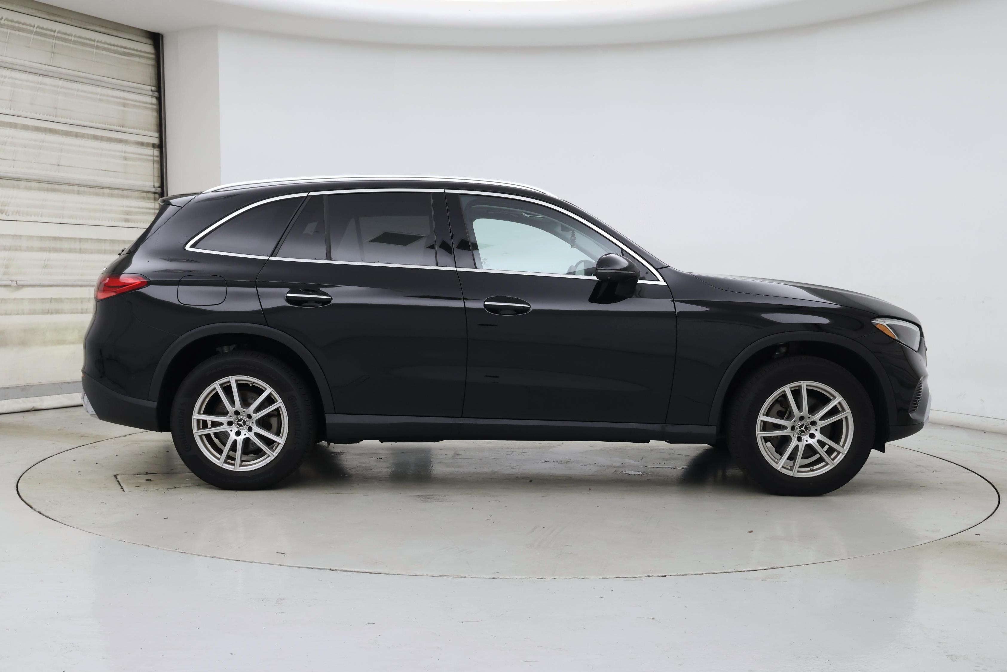 Thumbnail: 2023 Mercedes-Benz GLC - 7