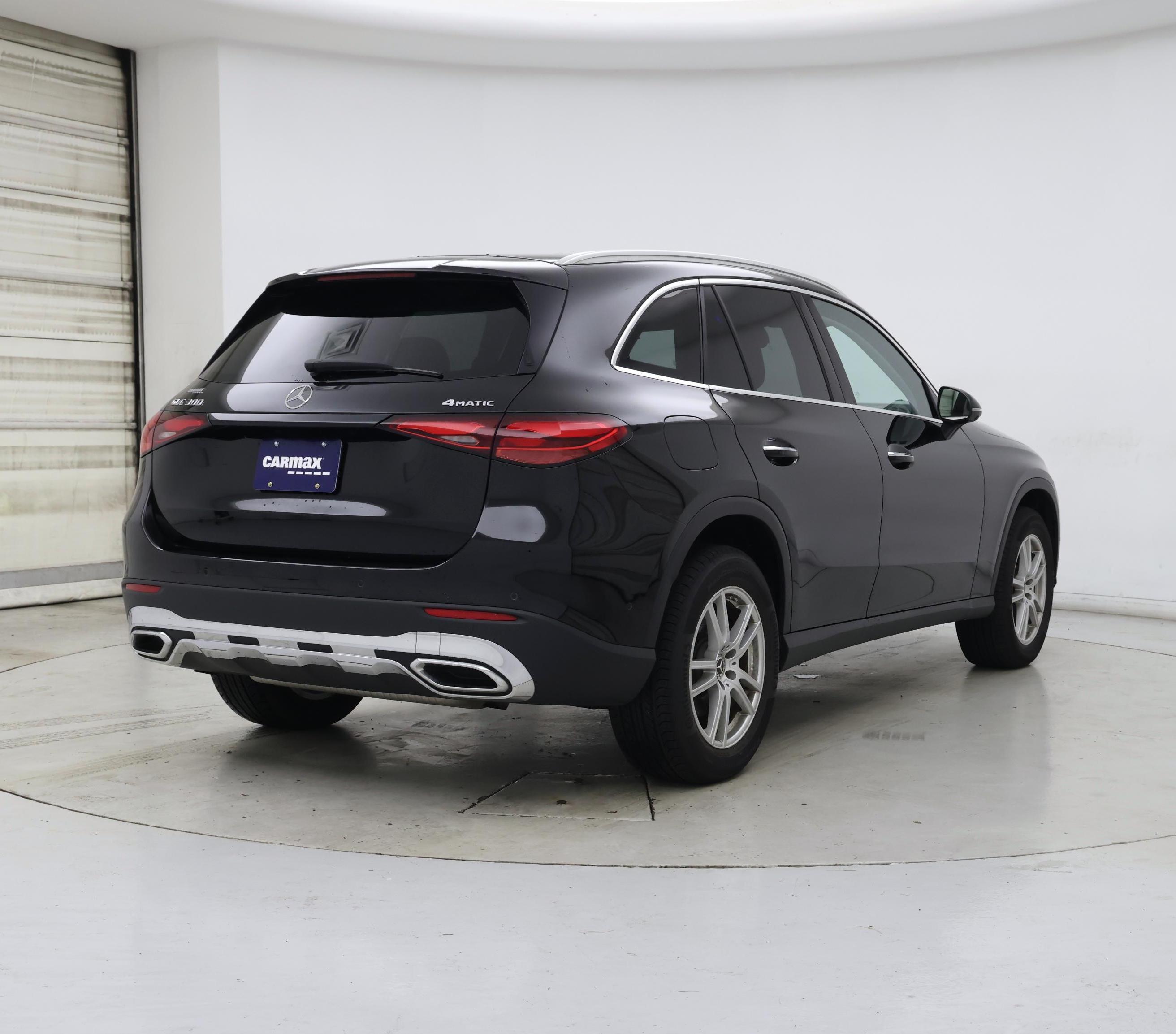 Thumbnail: 2023 Mercedes-Benz GLC - 8