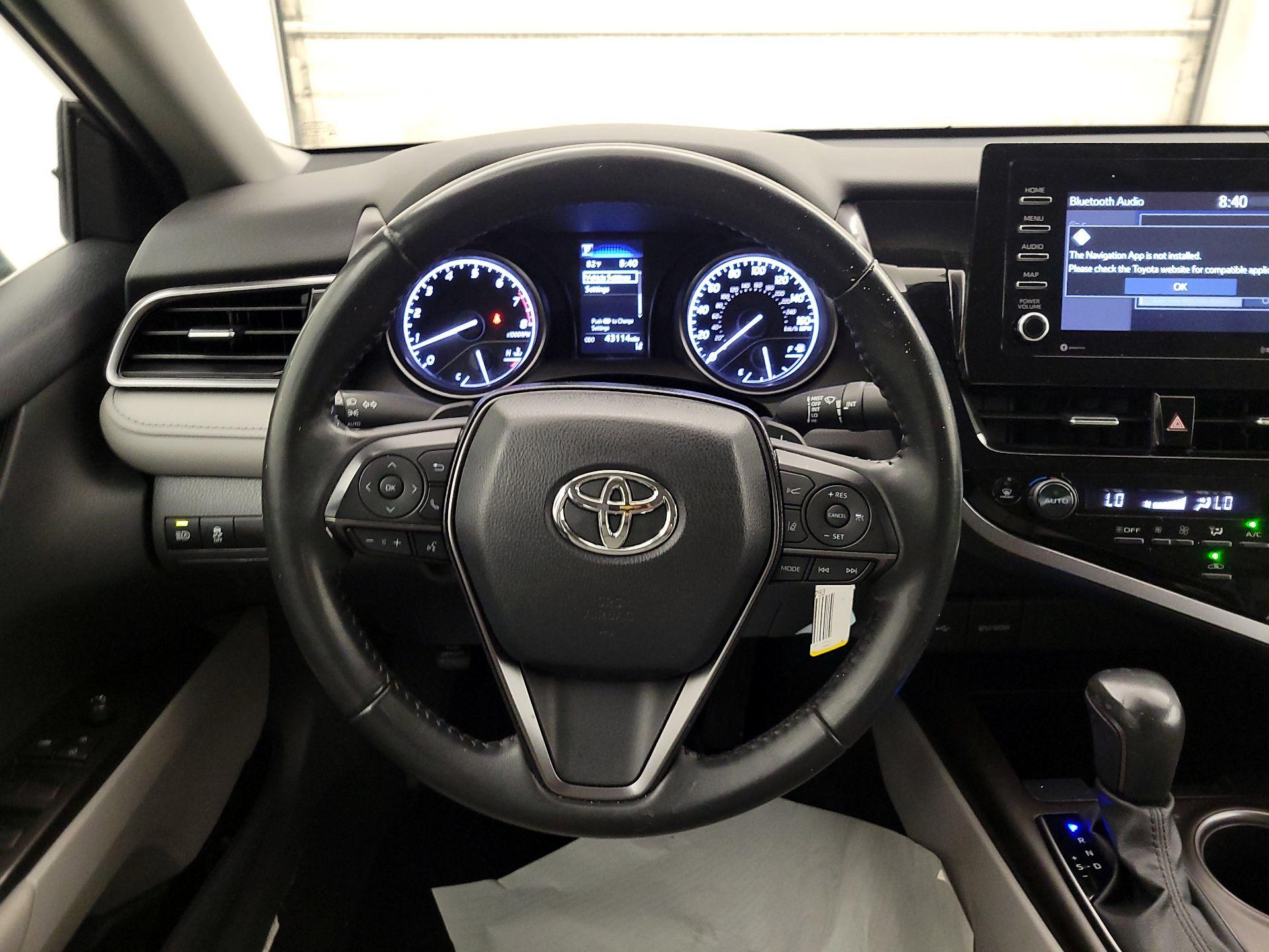 Thumbnail: 2023 Toyota Camry - 10