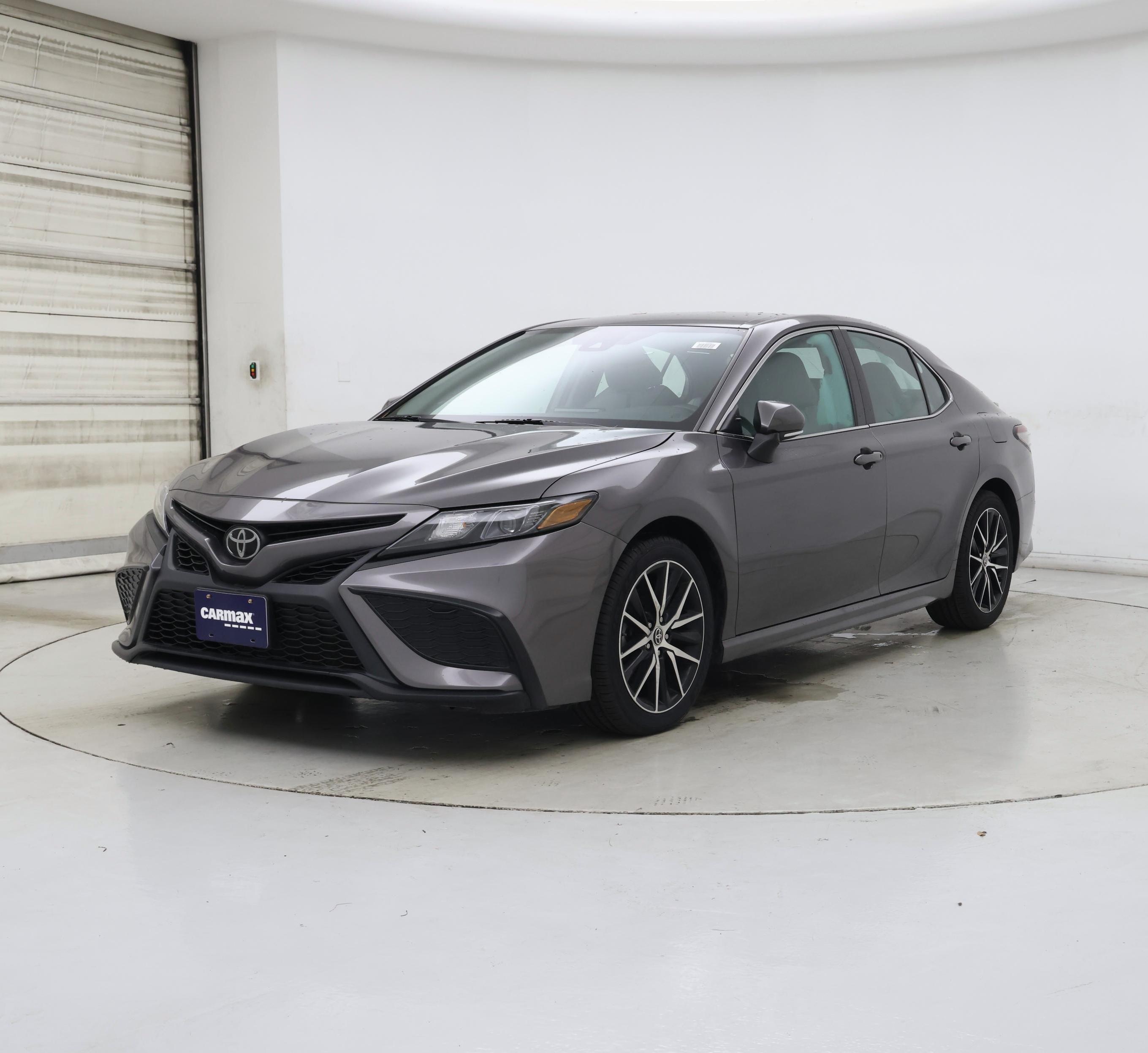 Thumbnail: 2023 Toyota Camry - 4
