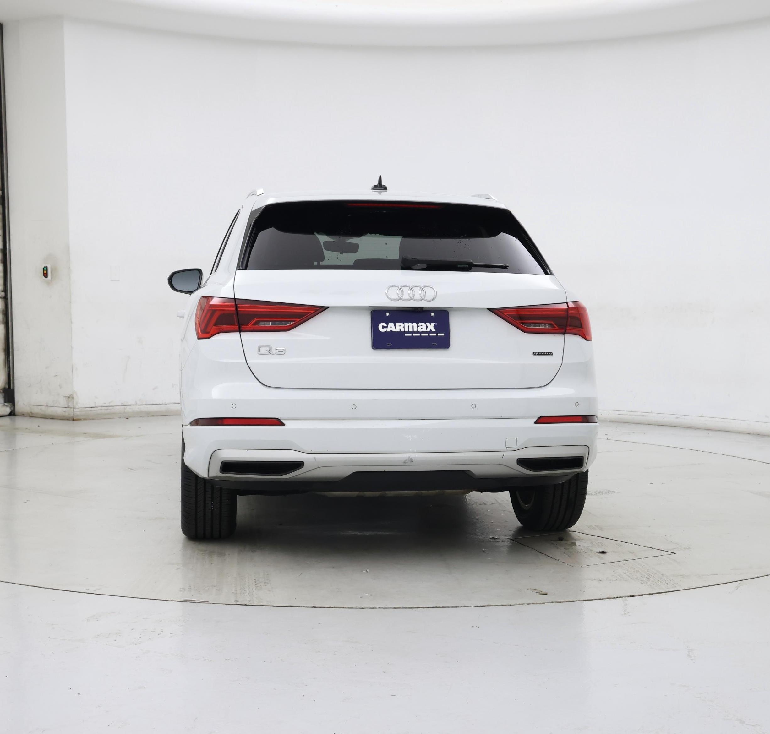 Thumbnail: 2020 Audi Q3 - 6