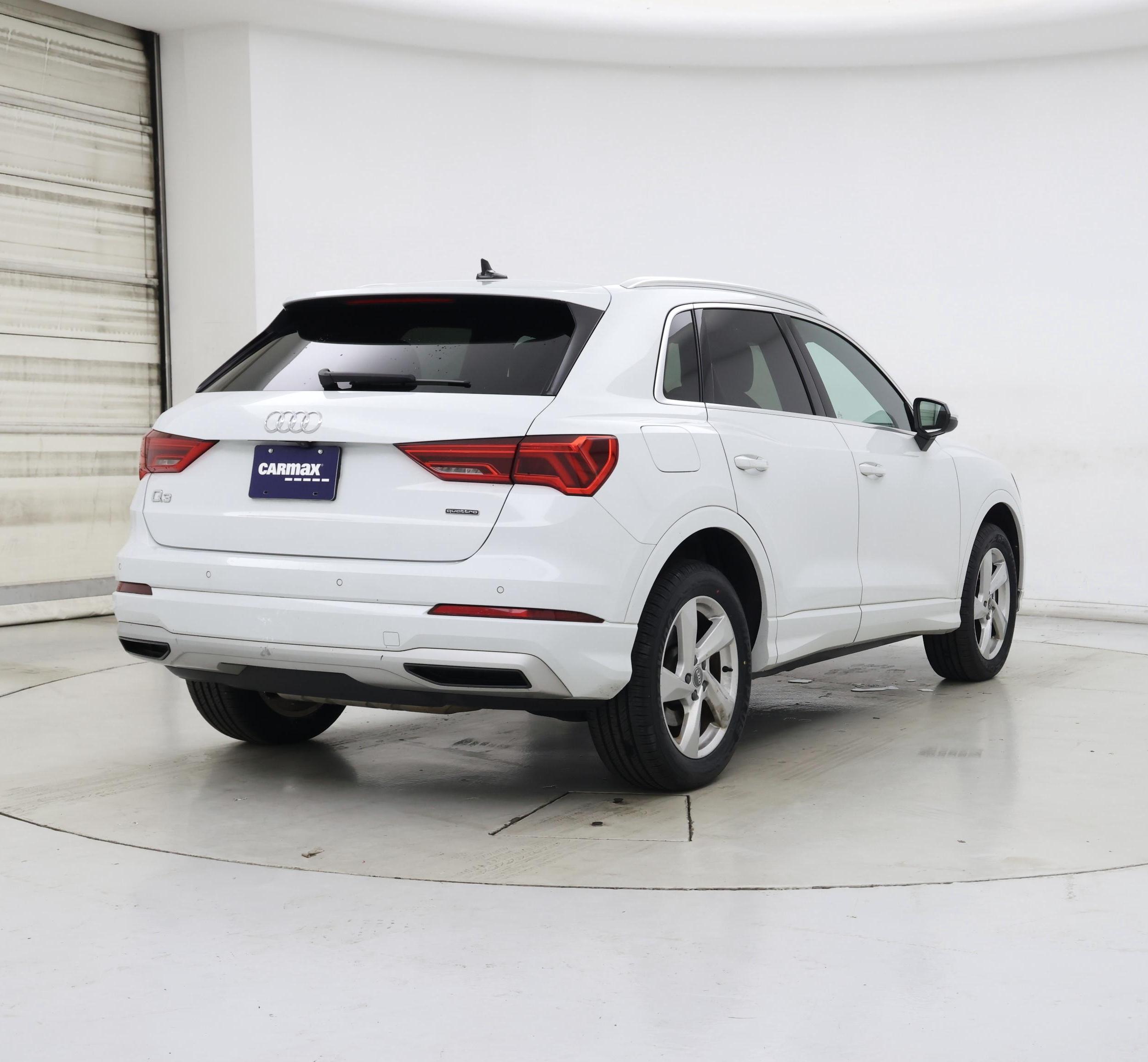 Thumbnail: 2020 Audi Q3 - 8