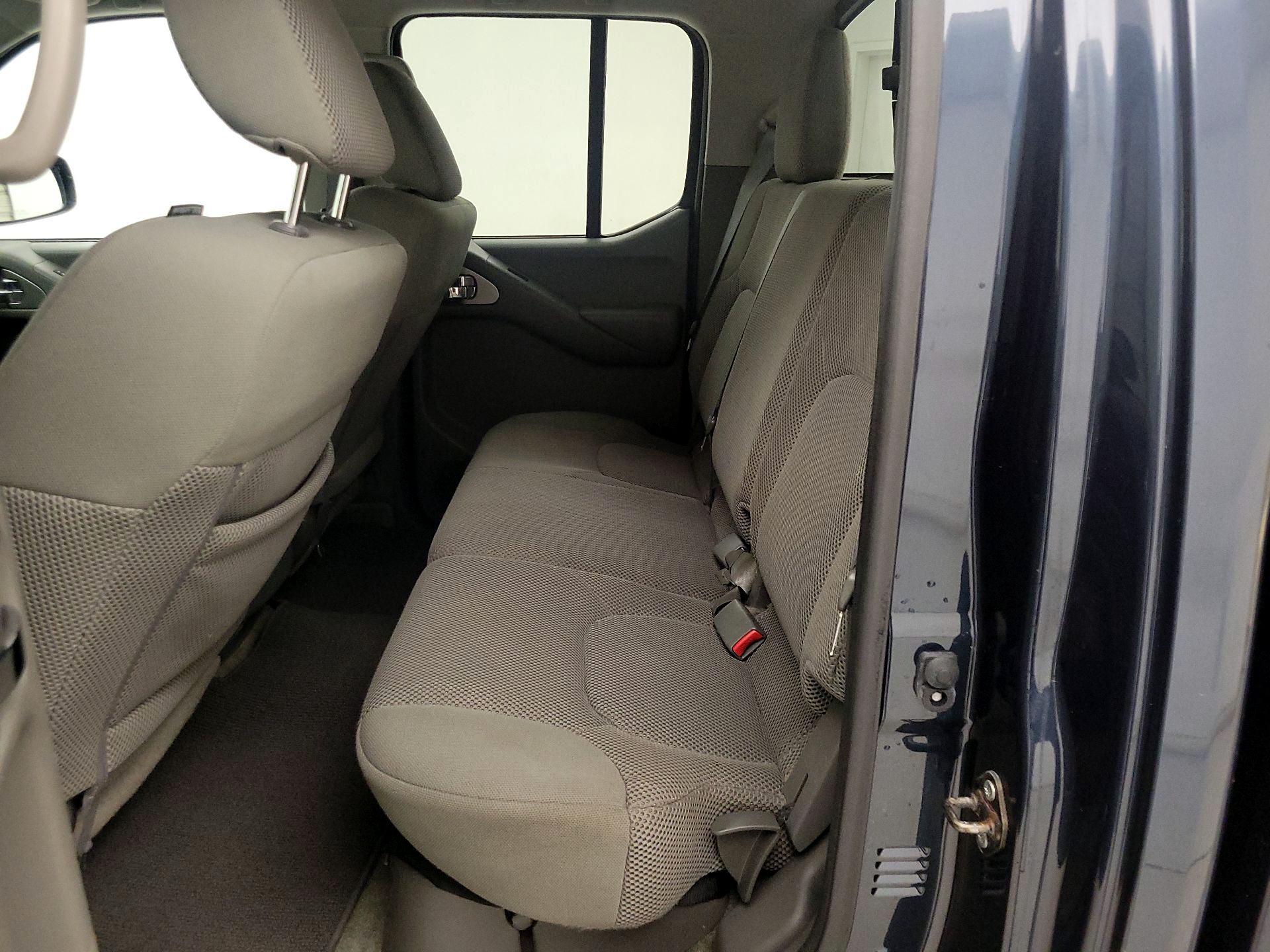 Thumbnail: 2016 Nissan Frontier - 18